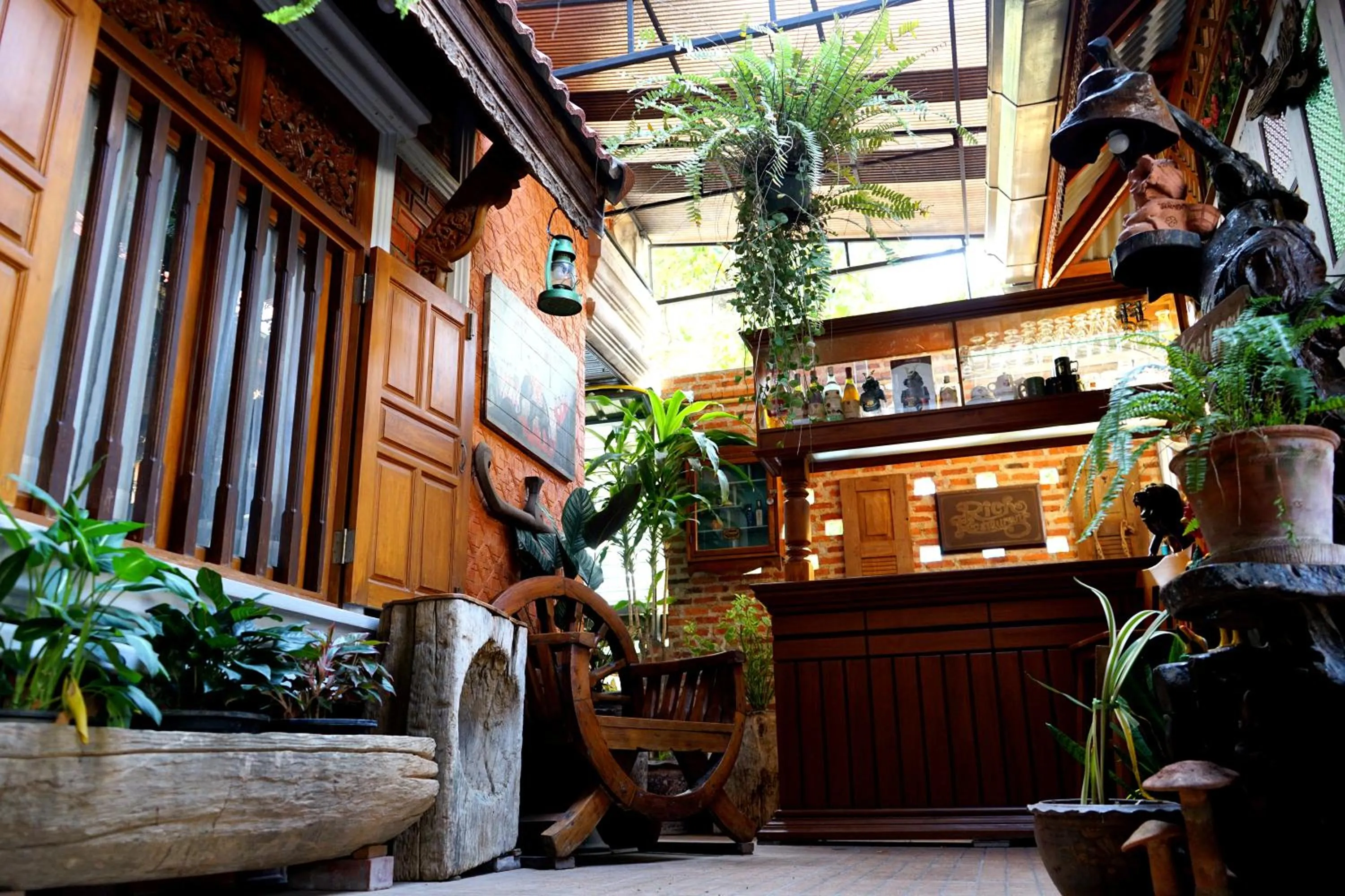 Day in Baanthep Antique Homestay