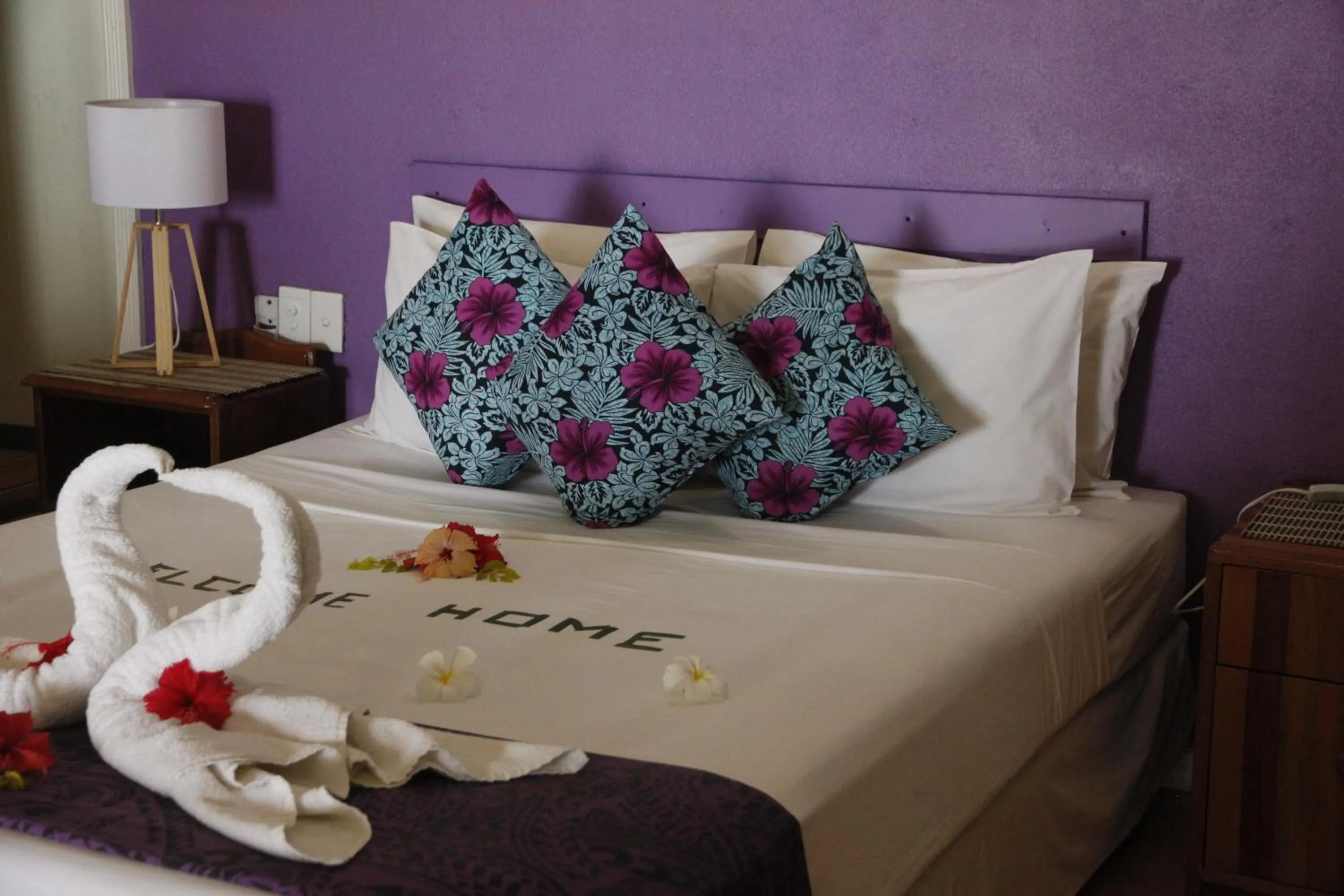 Bed in Belo Vula Island Resort Pte Limited