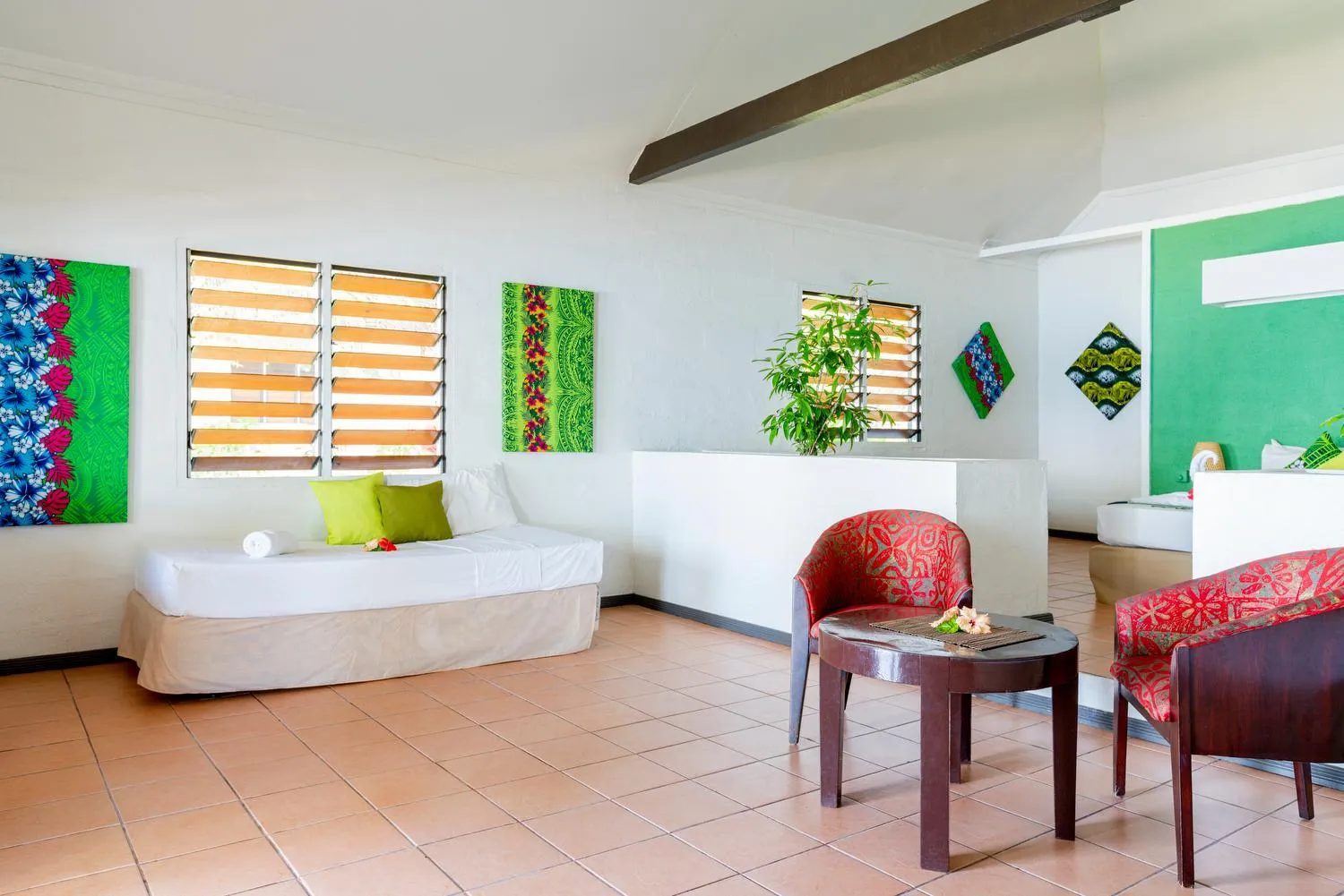 Photo of the whole room in Belo Vula Island Resort Pte Limited