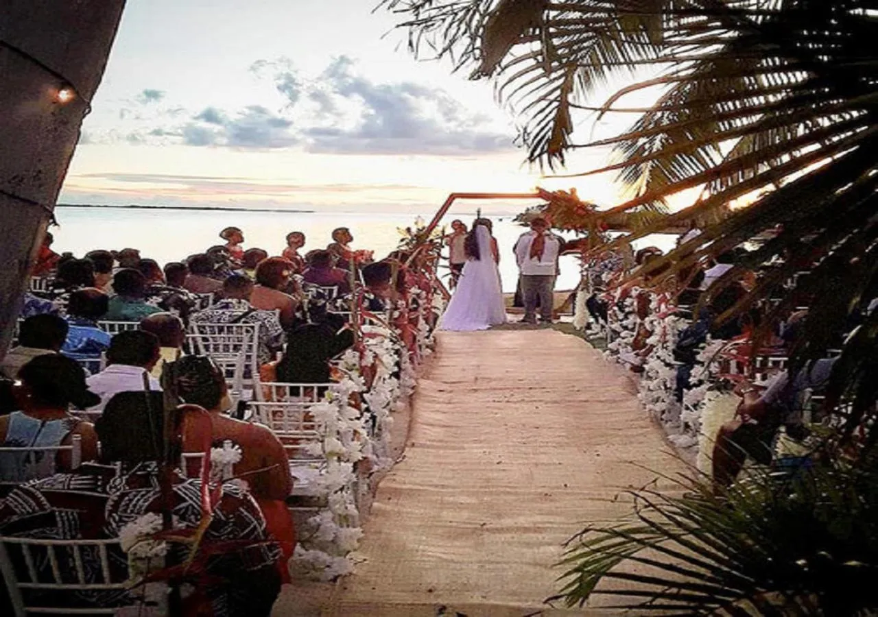 wedding in Belo Vula Island Resort Pte Limited