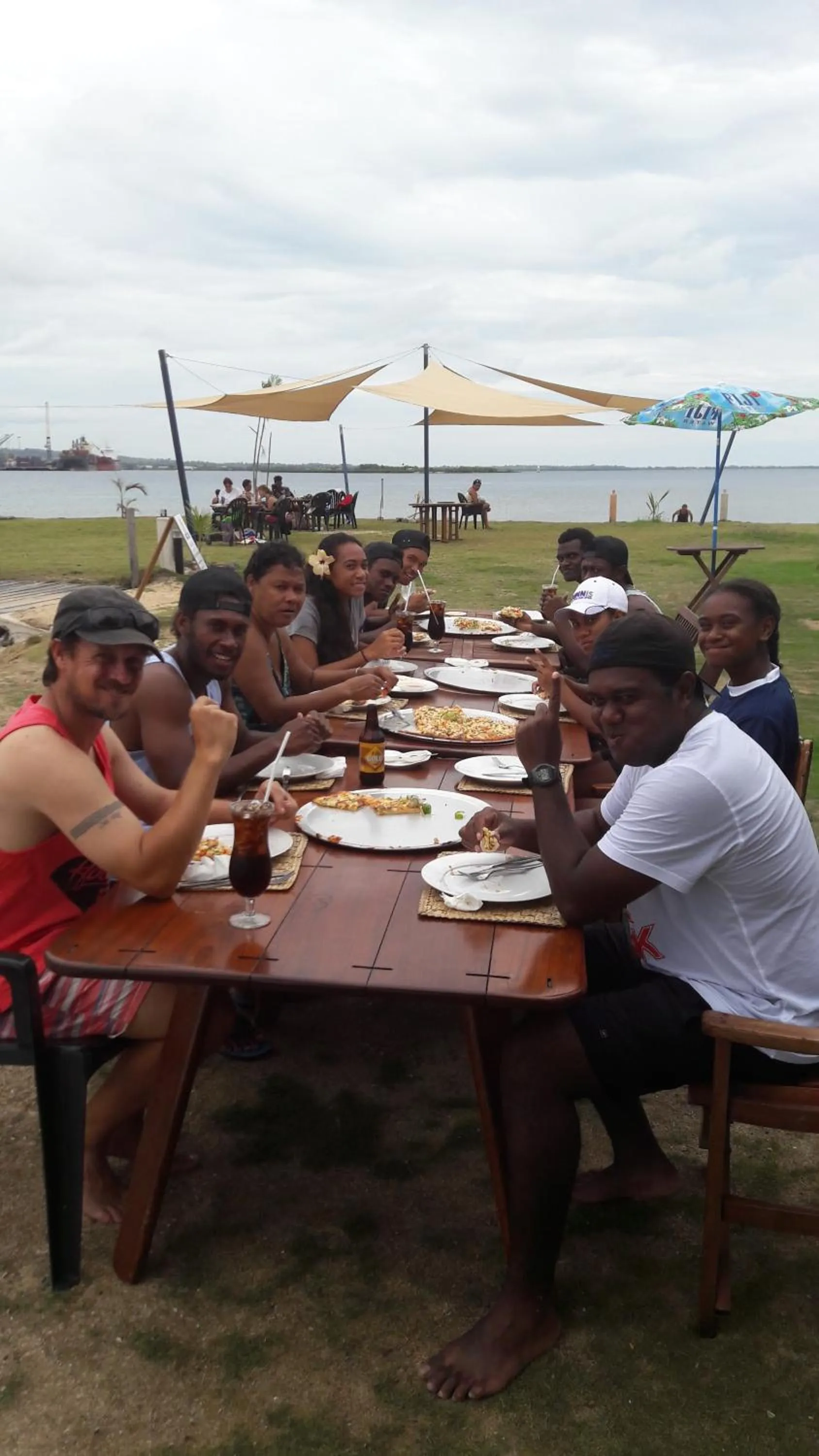 Restaurant/places to eat in Belo Vula Island Resort Pte Limited