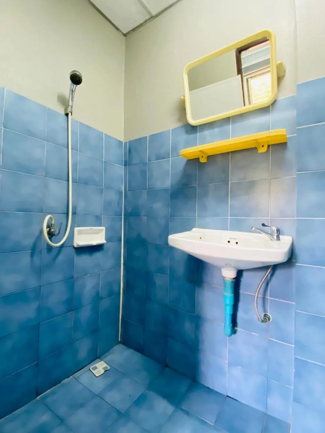 Bathroom in Phang Nga Guesthouse