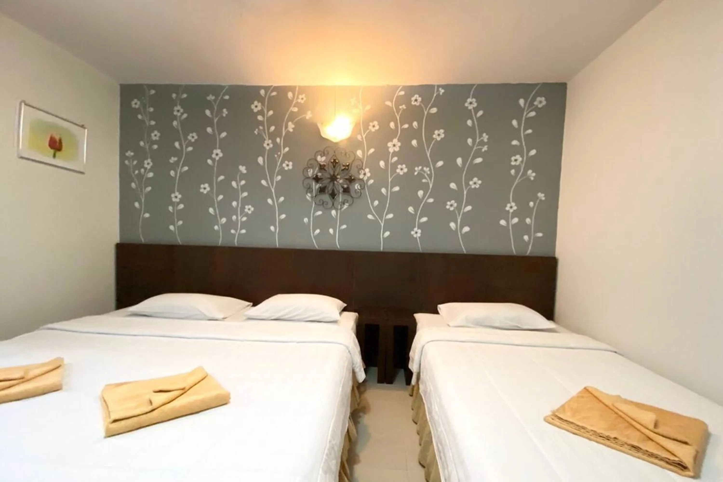 Bed in Phang Nga Guesthouse