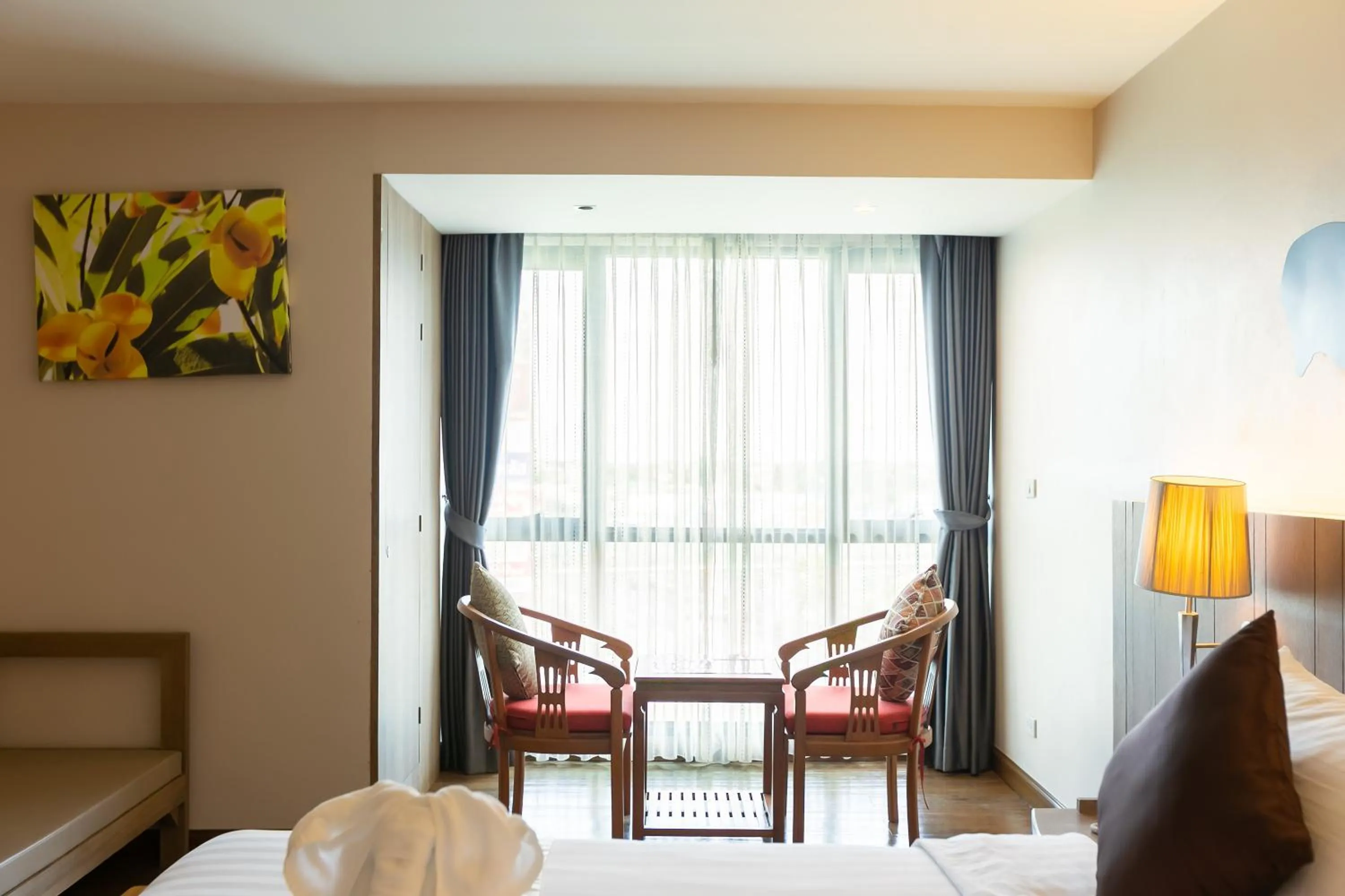 Bed in Grand Ratchapruek Hotel