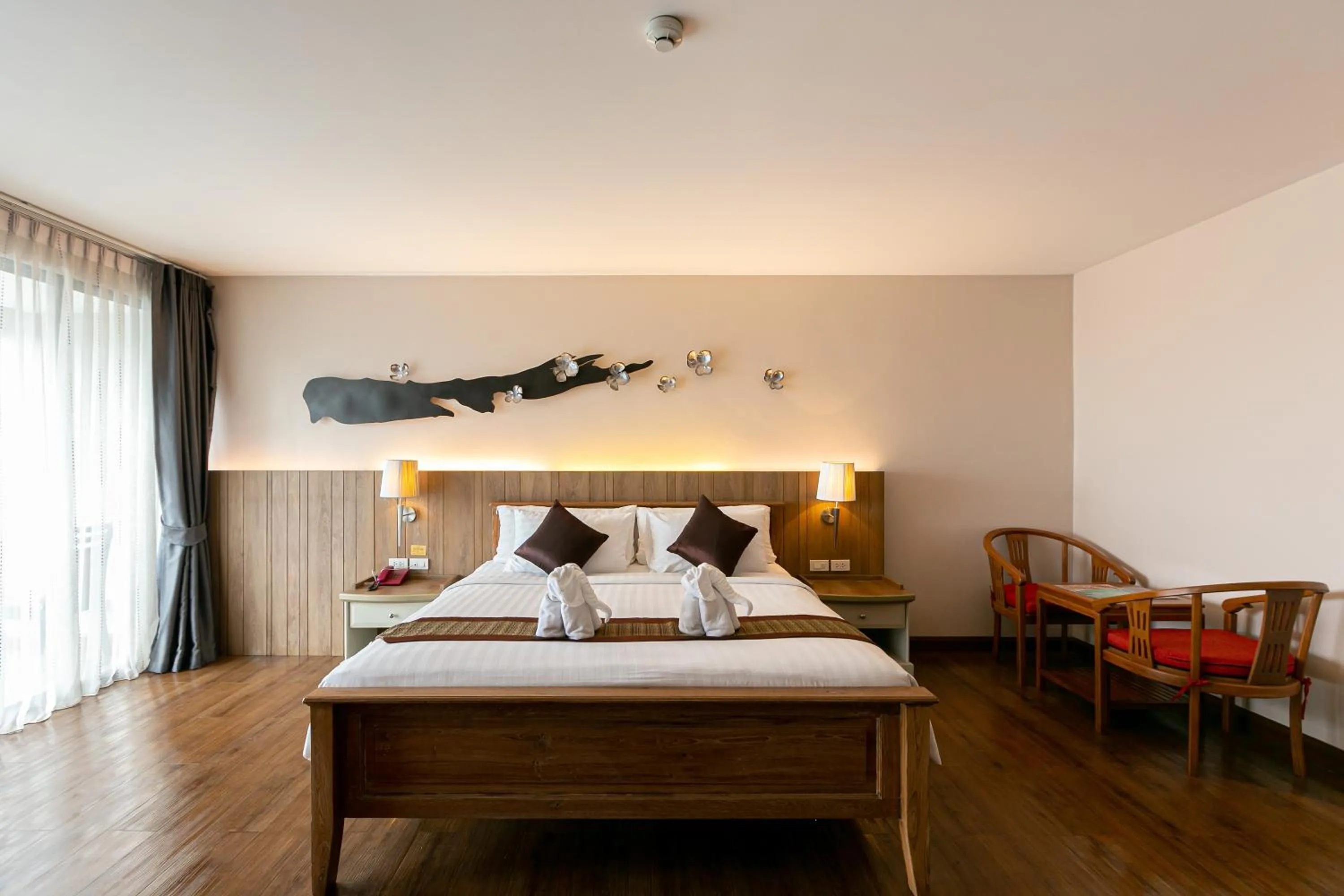 Bed in Grand Ratchapruek Hotel