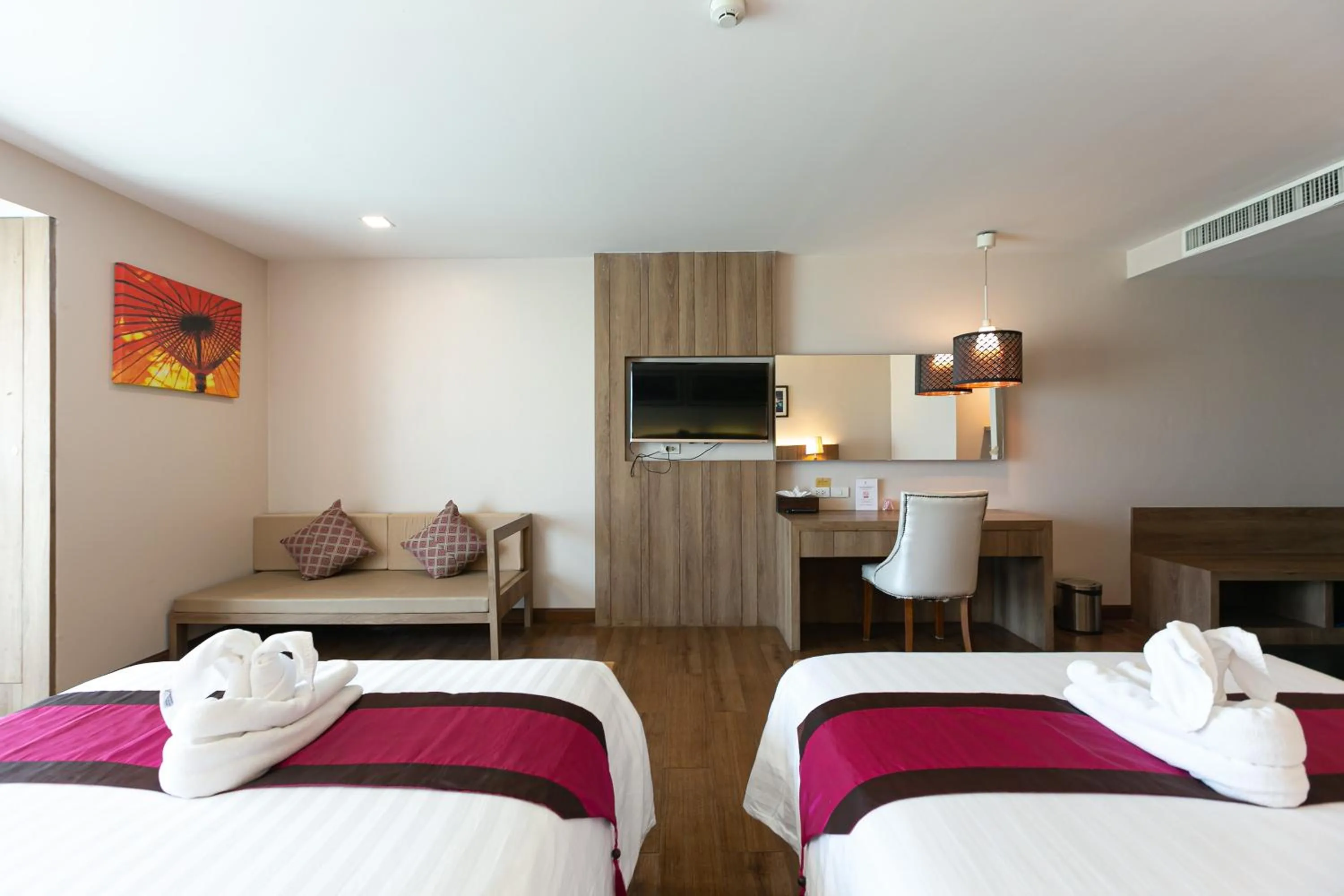 Bed in Grand Ratchapruek Hotel