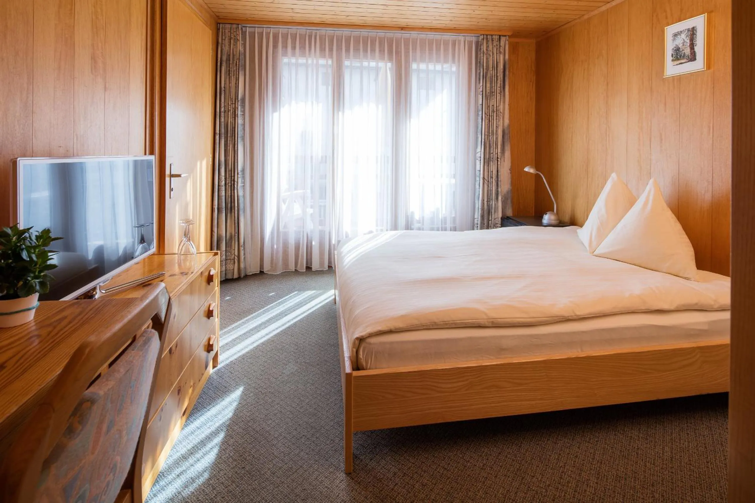 Bed in Hotel Continental