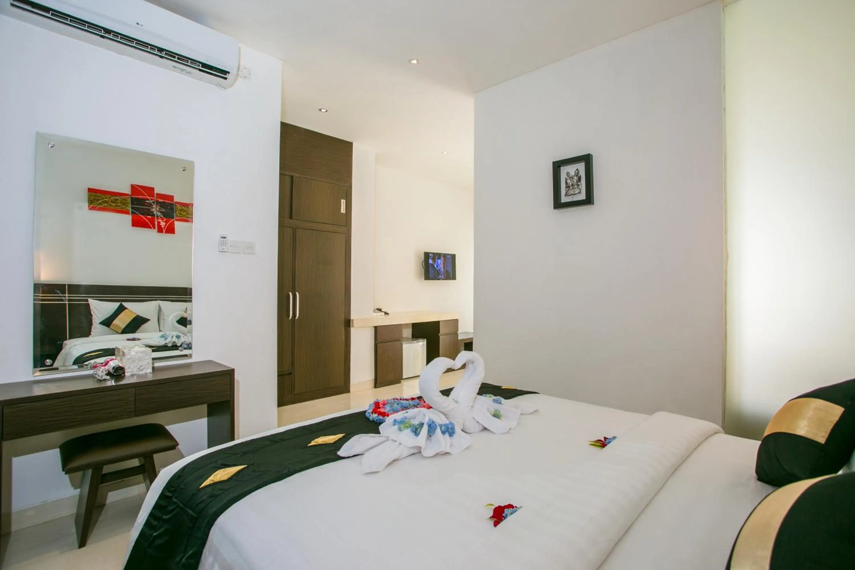 Bedroom, Bed in The Diana Suite