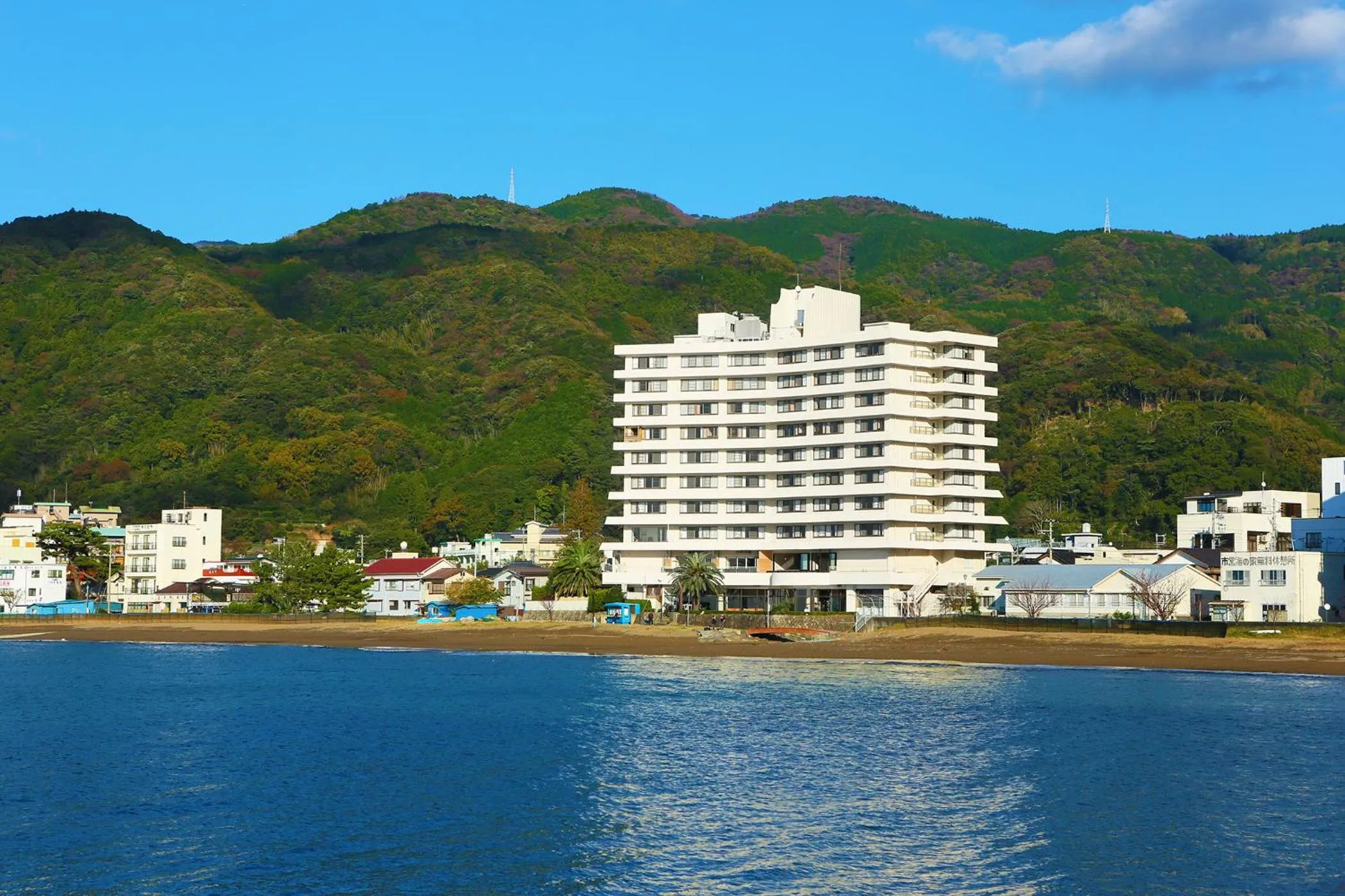 Property building in Ooedo Onsen Monogatari Toi Marine Hotel