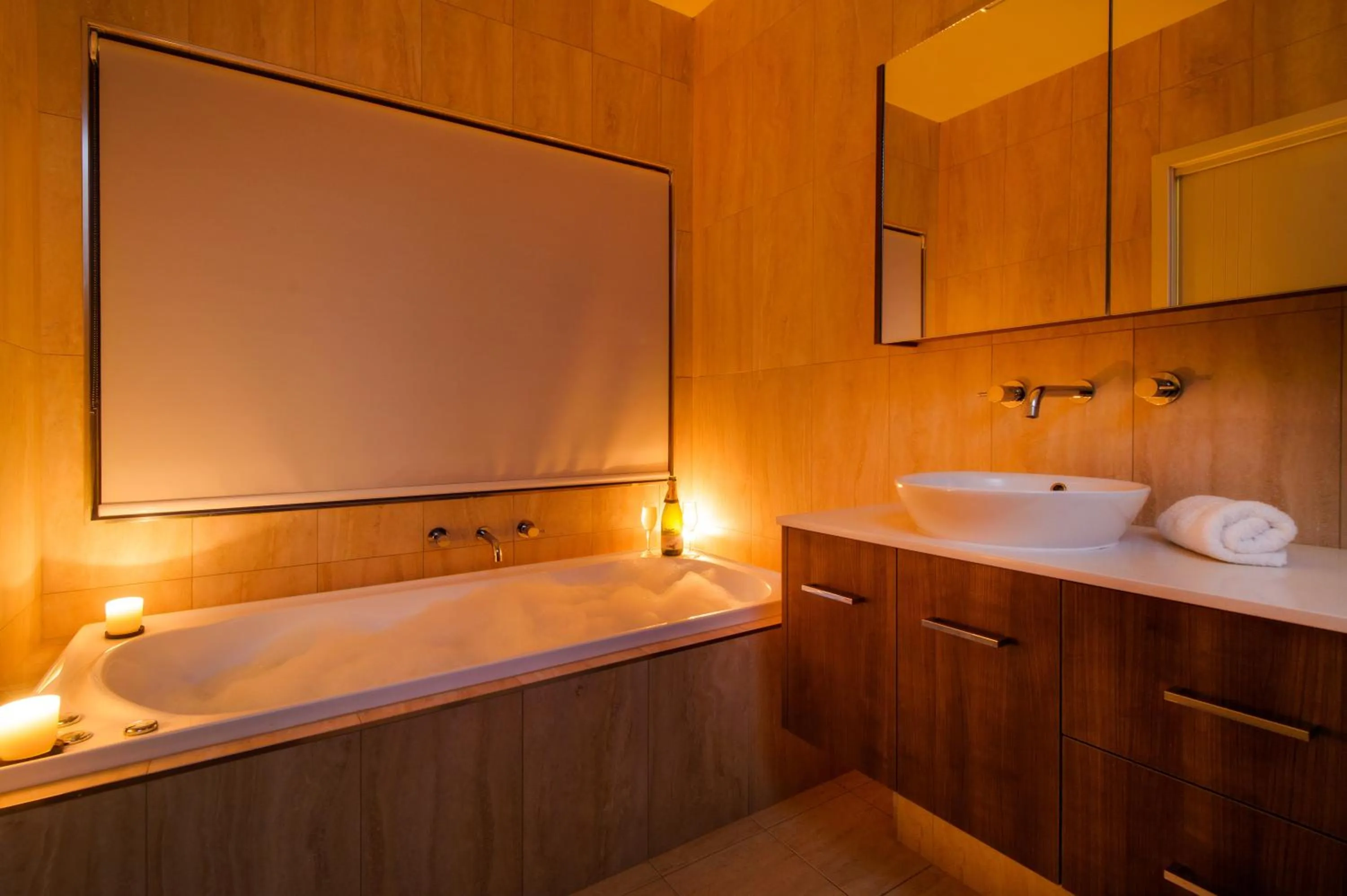 Hot Tub in Ana Mandara Luxury Retreat