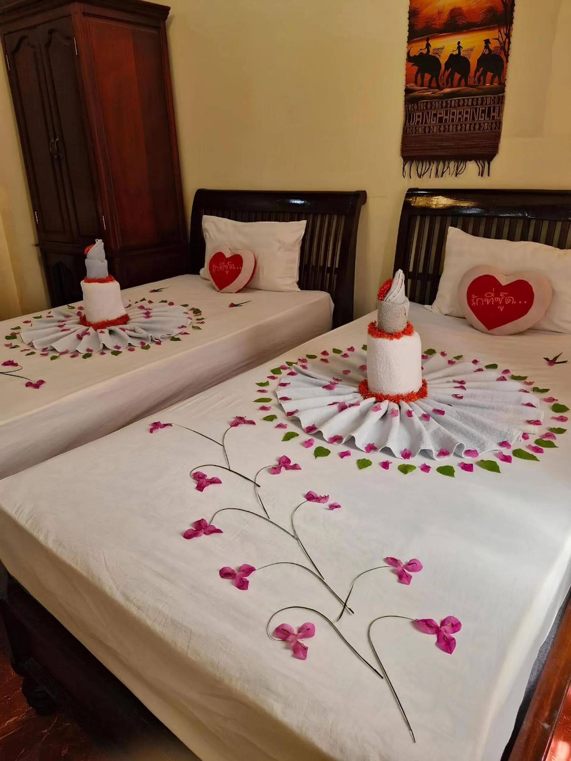 Bed in Sakura Wood House