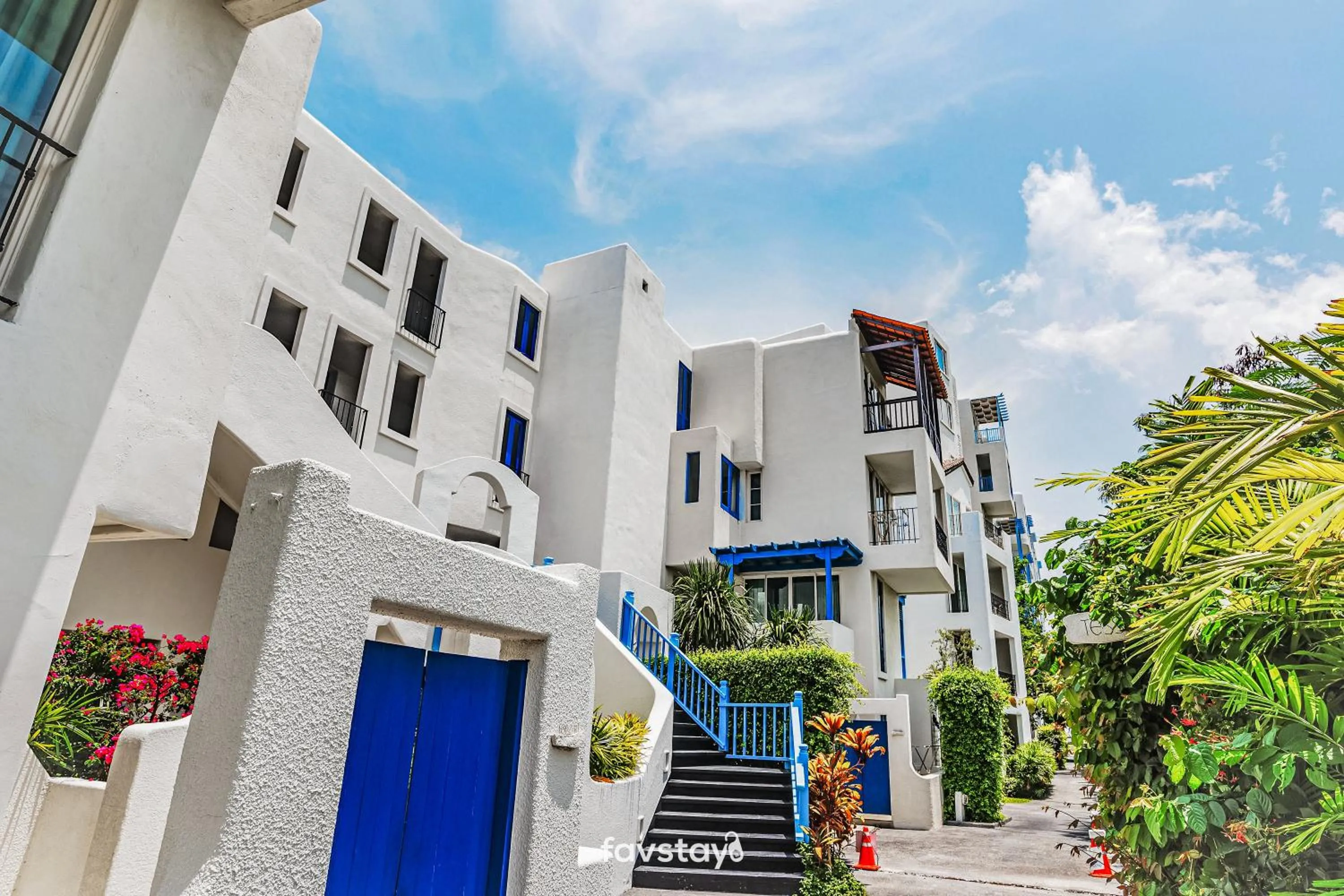 Property building in Chelona Hua Hin by Favstay