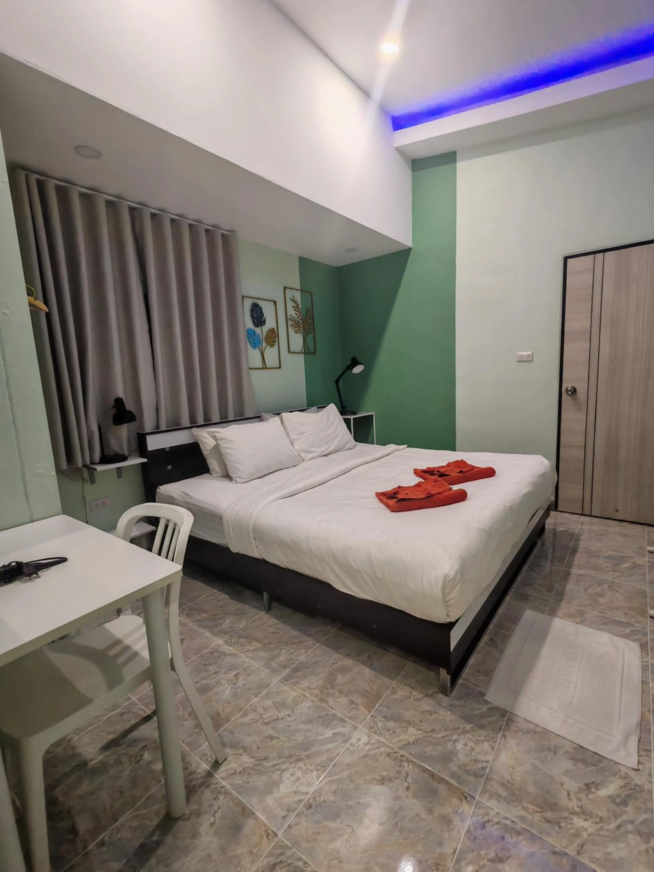 Bed in Nemo 2 Resort