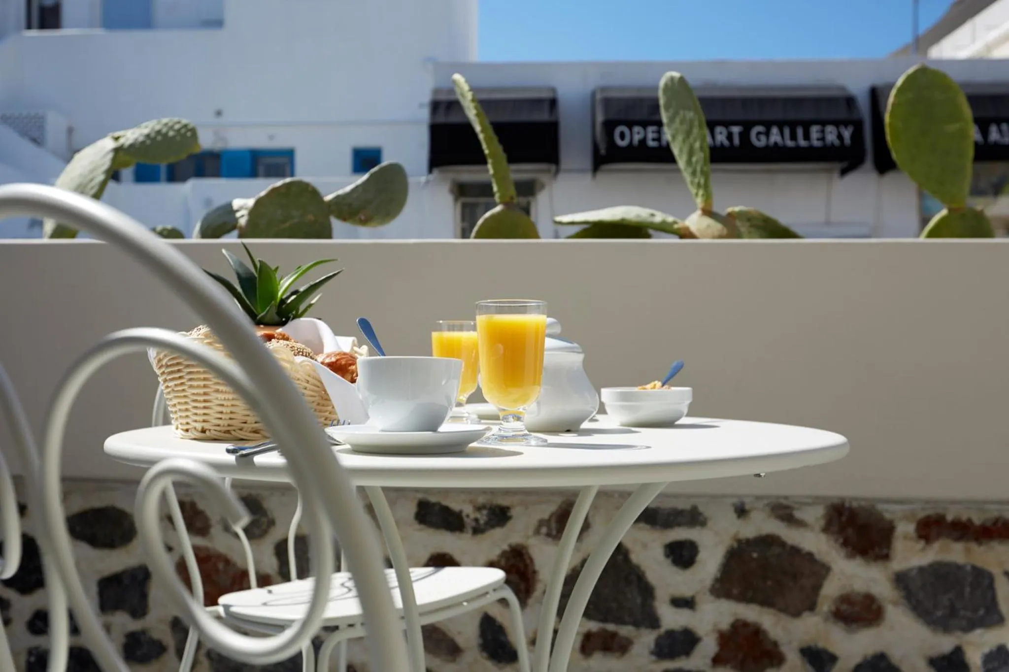 Property building in Fileria Suites