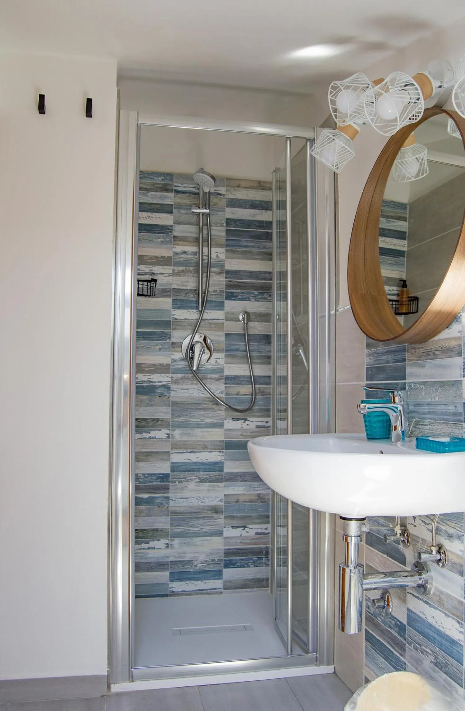 Shower in Pozzo al Moro Village