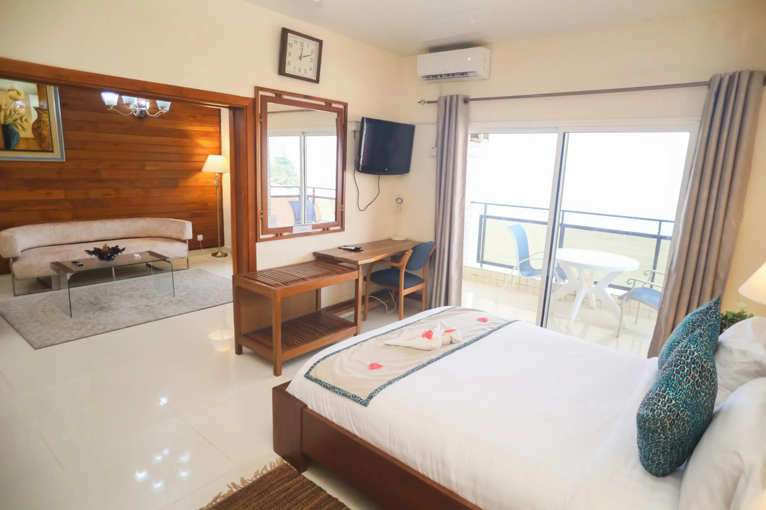 Bedroom, Bed in Hotel Barmoi