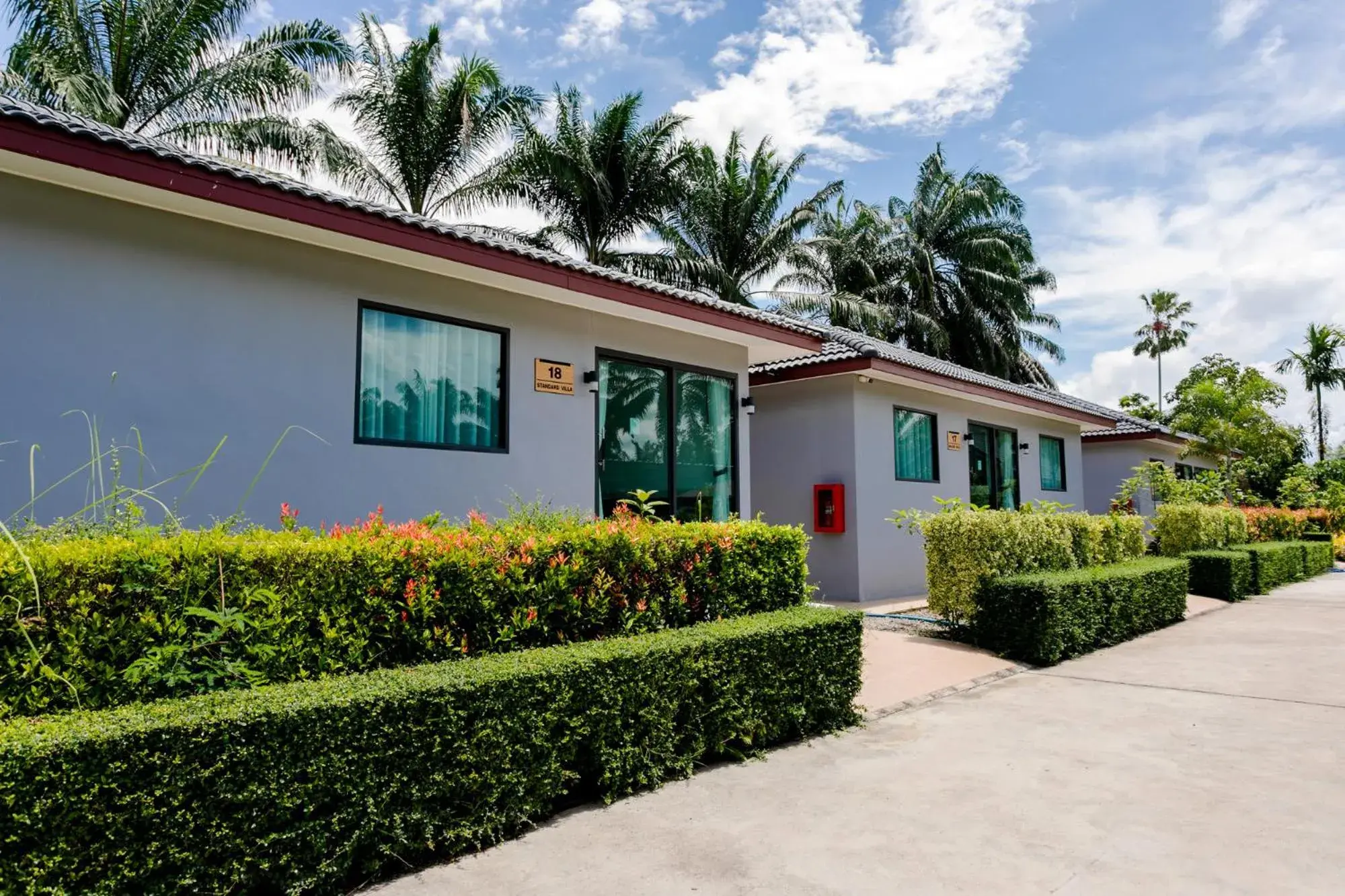 Deluxe Villa in Neenlawat Riverside Deluxe Villa in Neenlawat Riverside