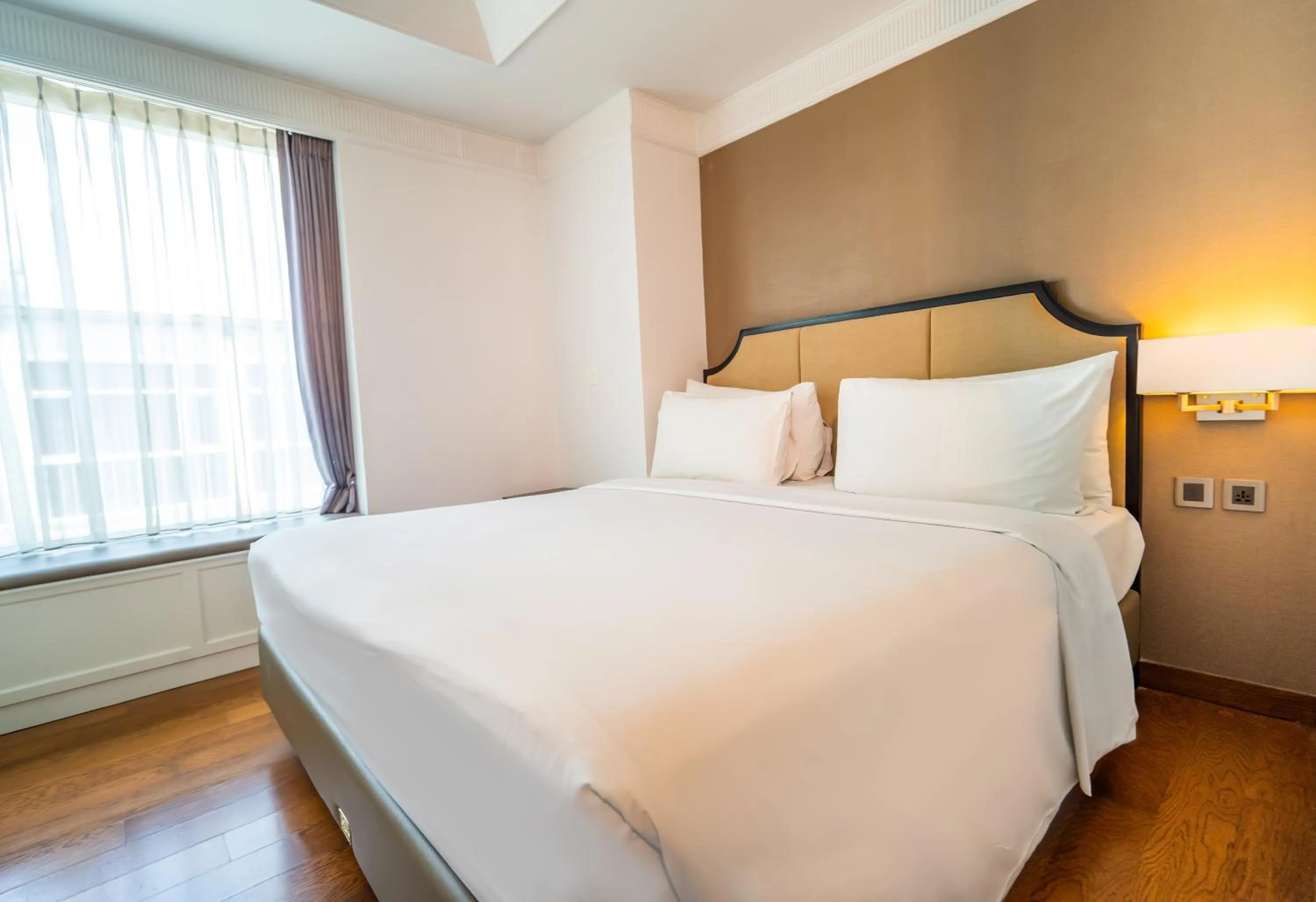 Bed in De Paviljoen Bandung