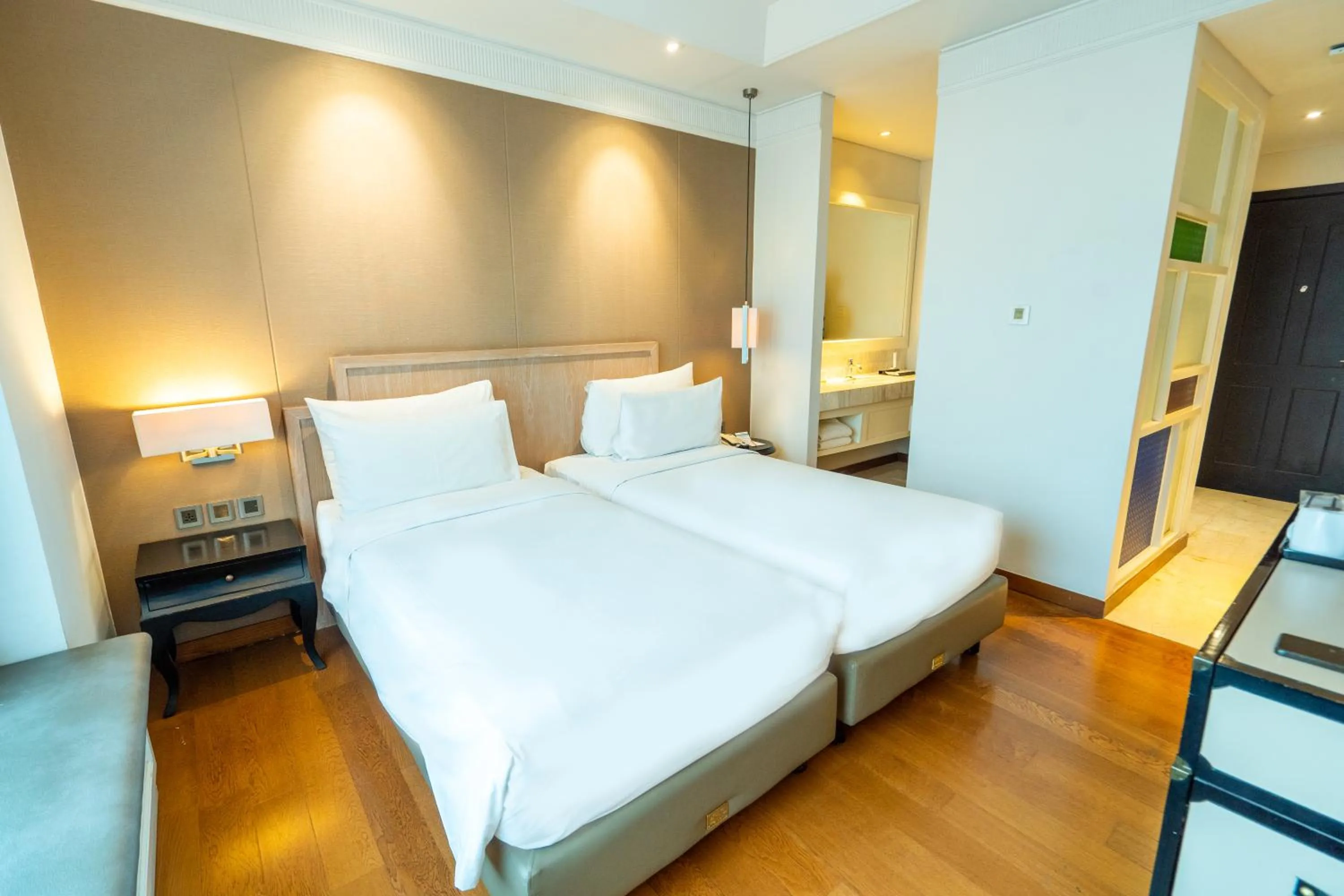 Bed in De Paviljoen Bandung