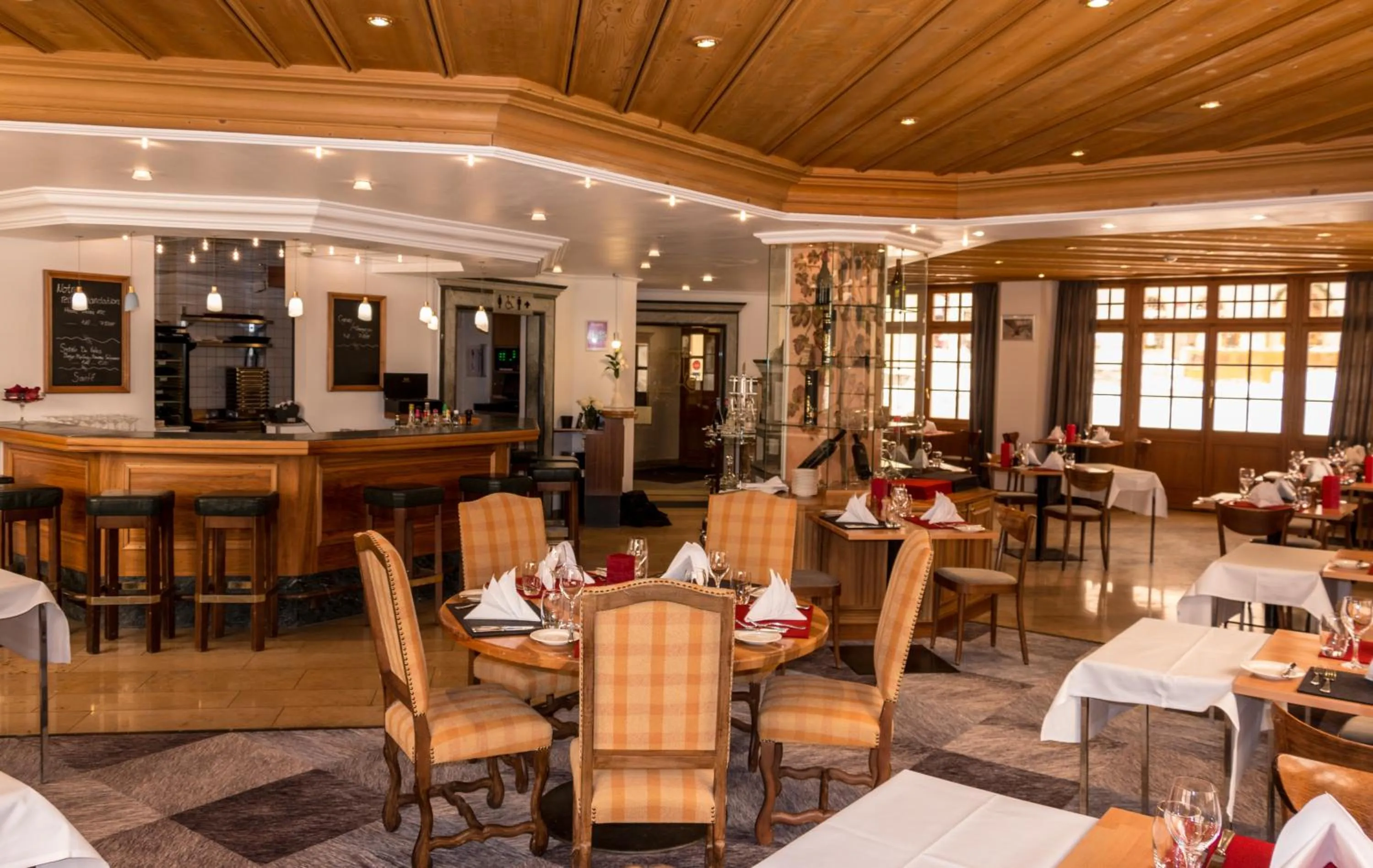 Restaurant/places to eat in Thermalhotel De France