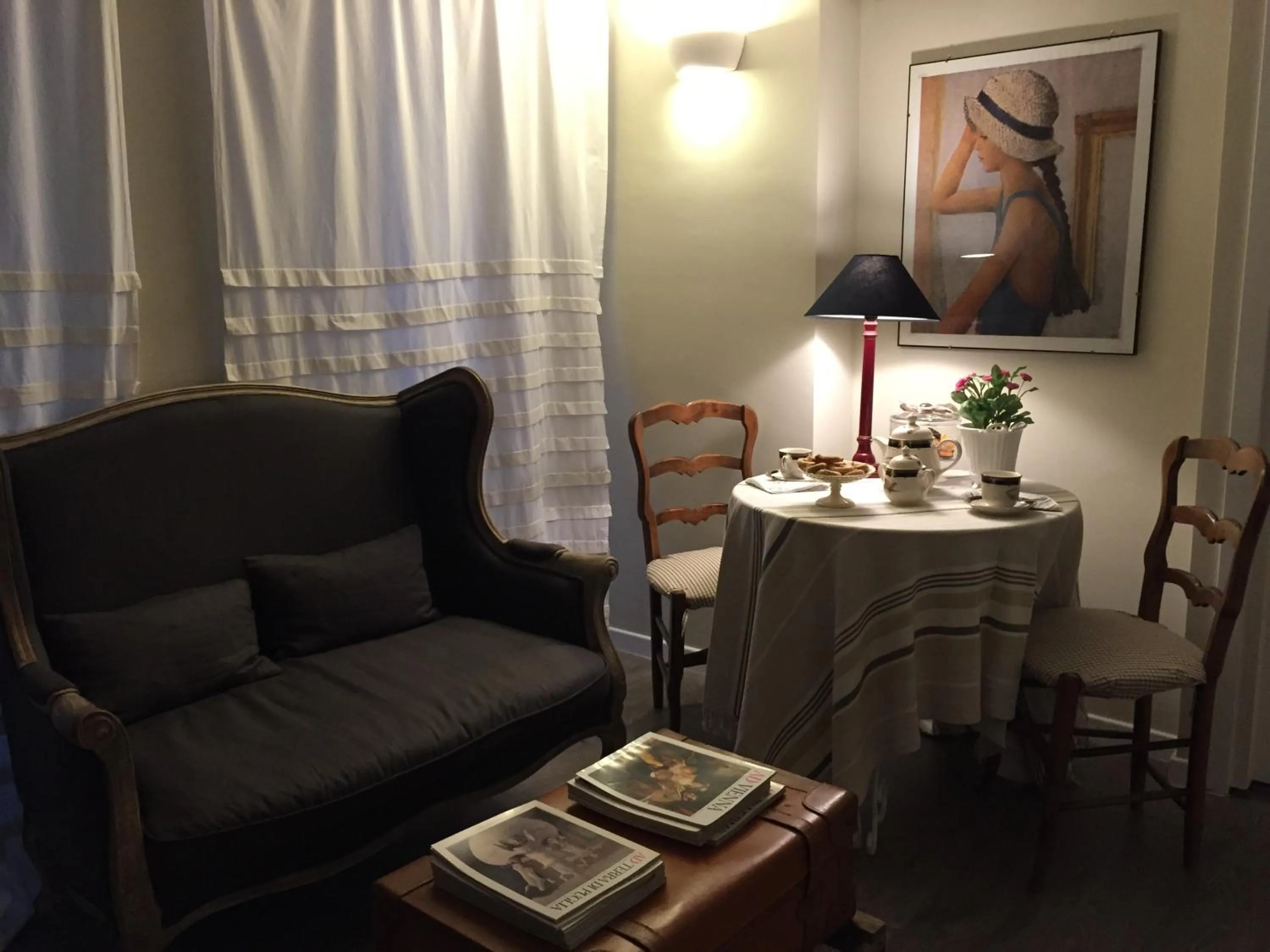 Living room in Bozzi 1910