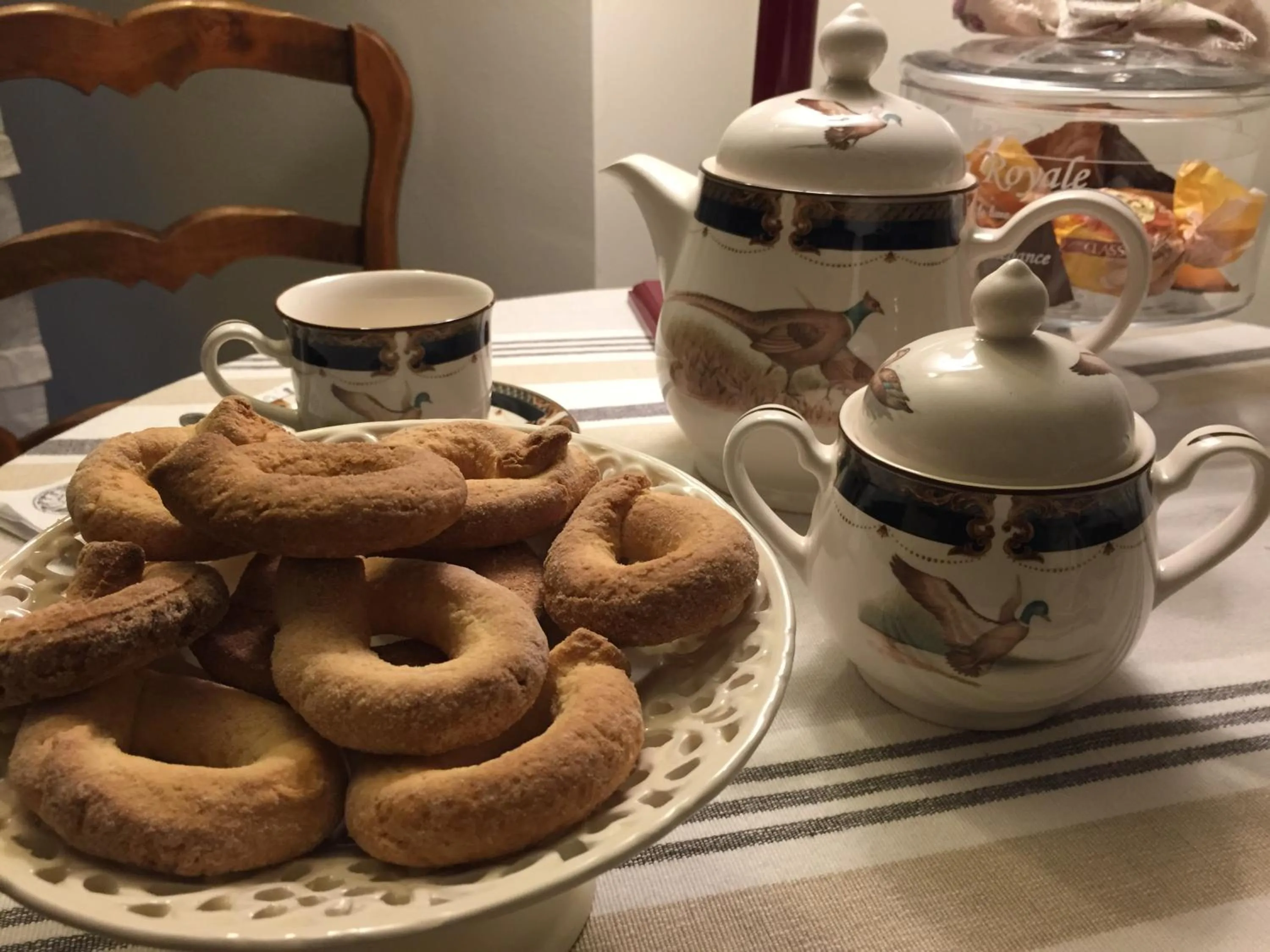 Living room in Bozzi 1910