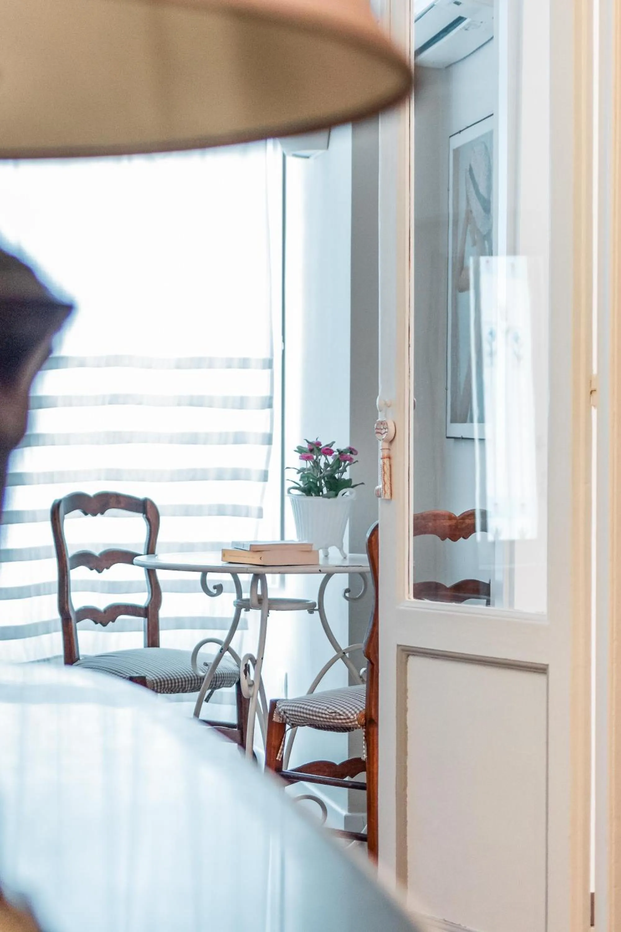 Dining area in Bozzi 1910