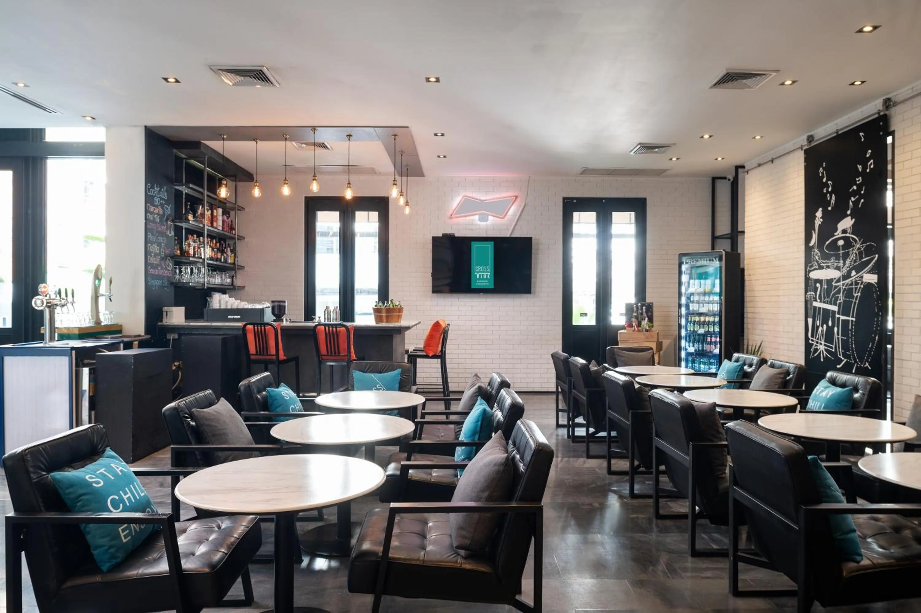 Lounge or bar in Cross Vibe Bangkok Sukhumvit