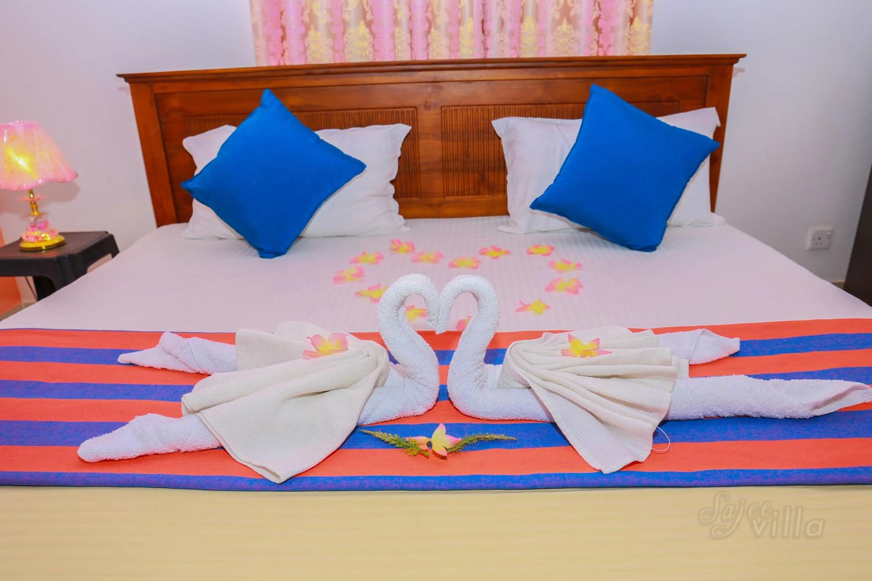 Bed in Sajee Villa