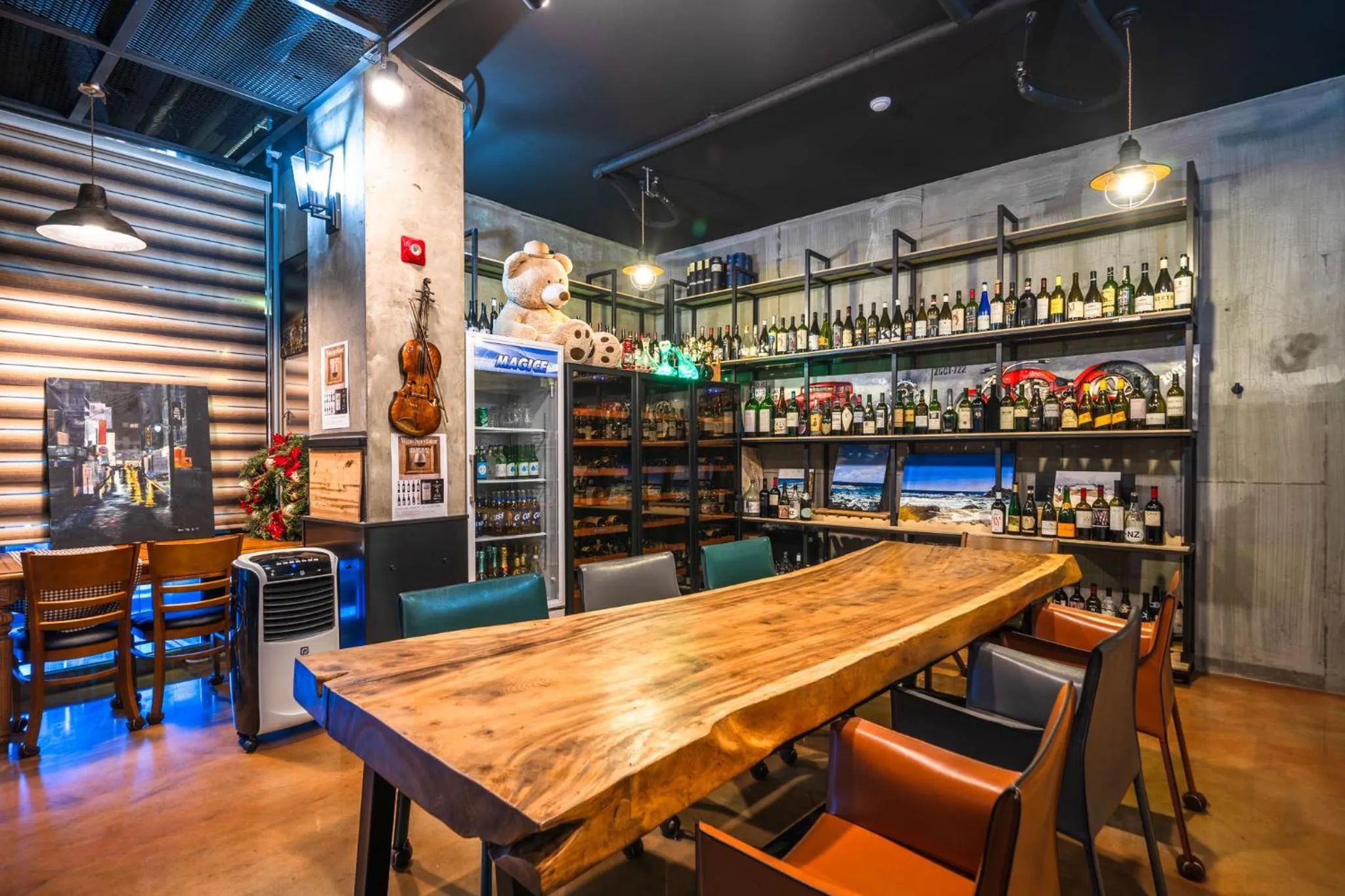 Lounge or bar in Onda D'oro Hostel