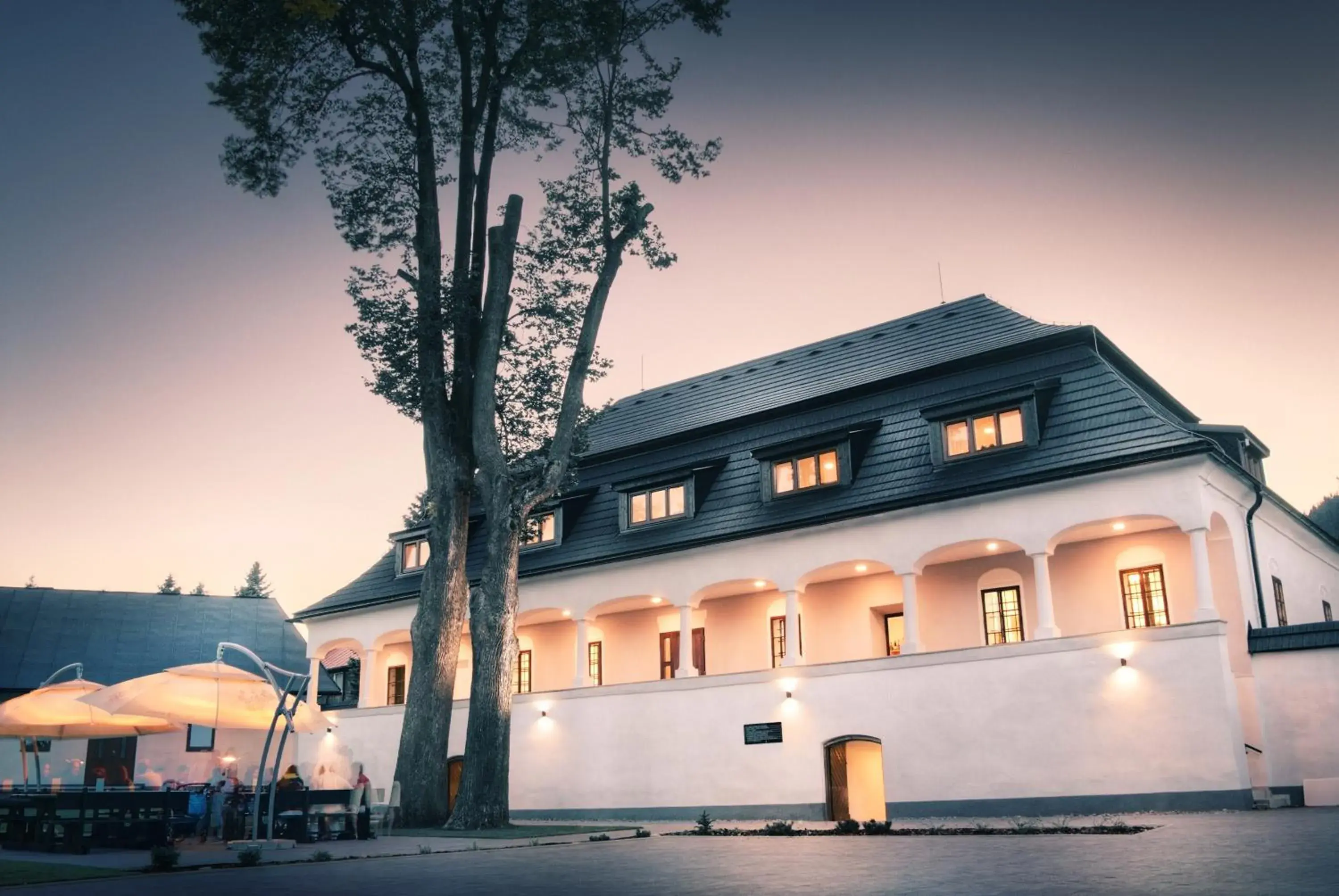 Kaštieľ Čičmany Kaštieľ Čičmany