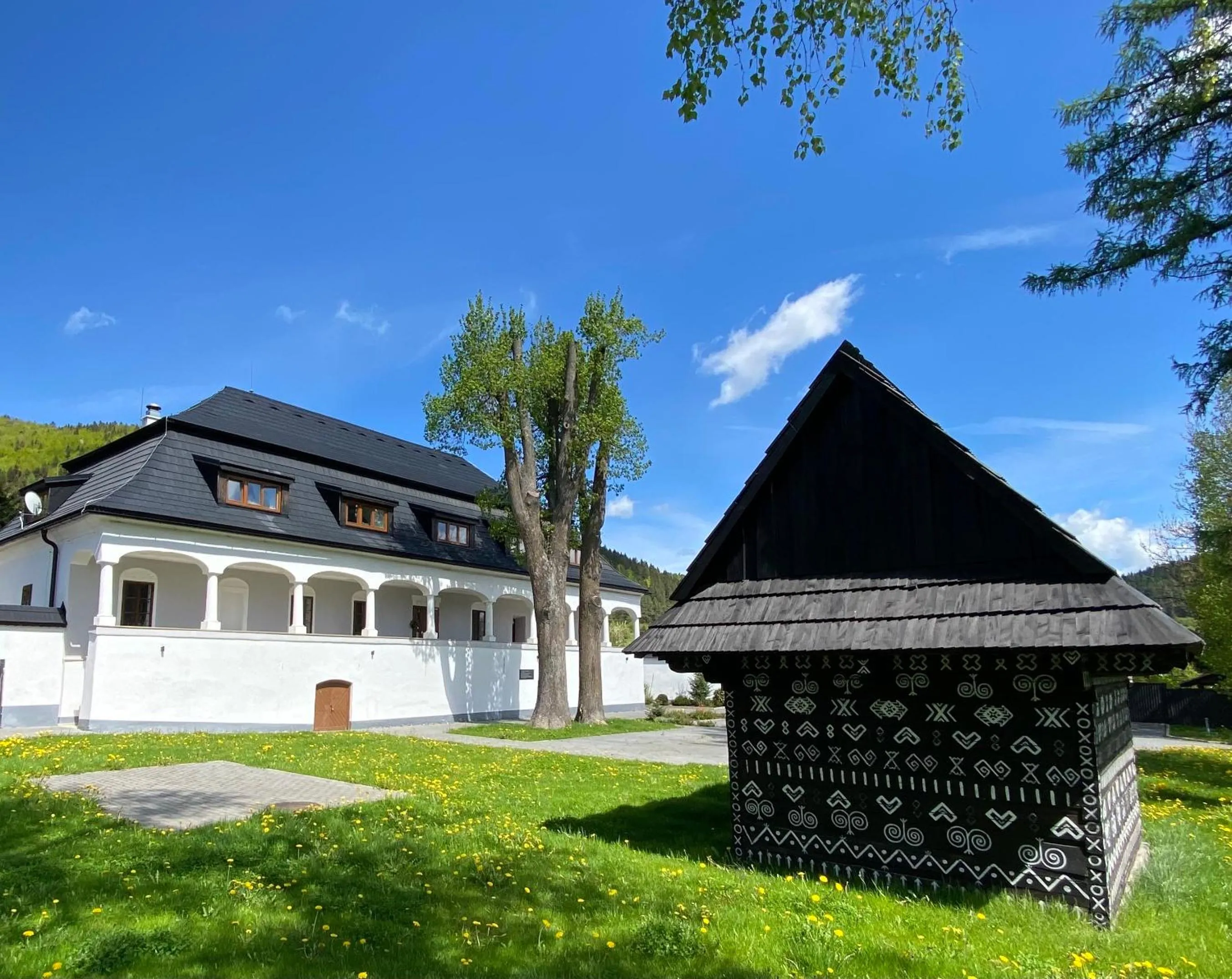 Property building in Kaštieľ Čičmany