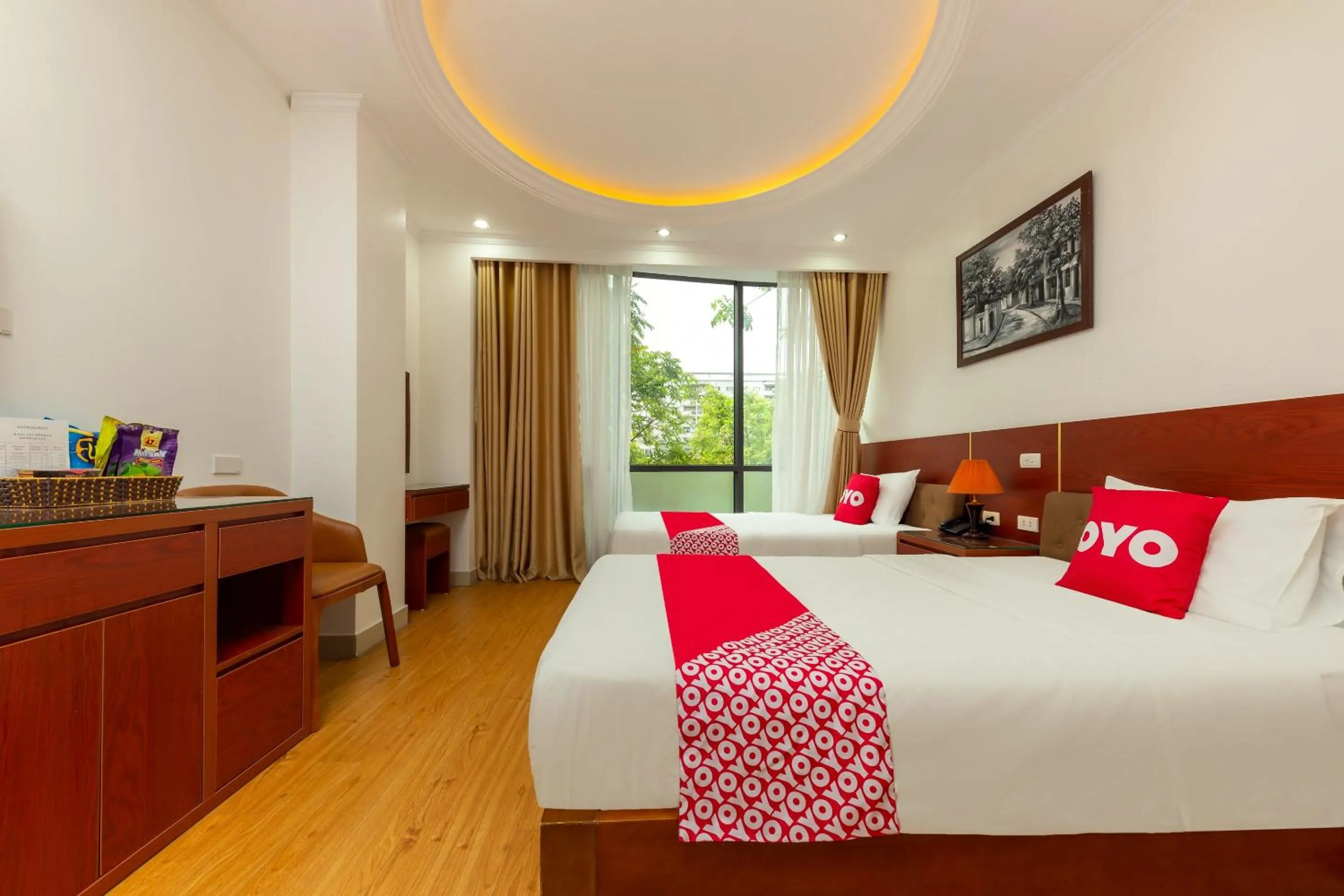 Bedroom, Bed in Super OYO Capital O 387 Bach Duong Hotel