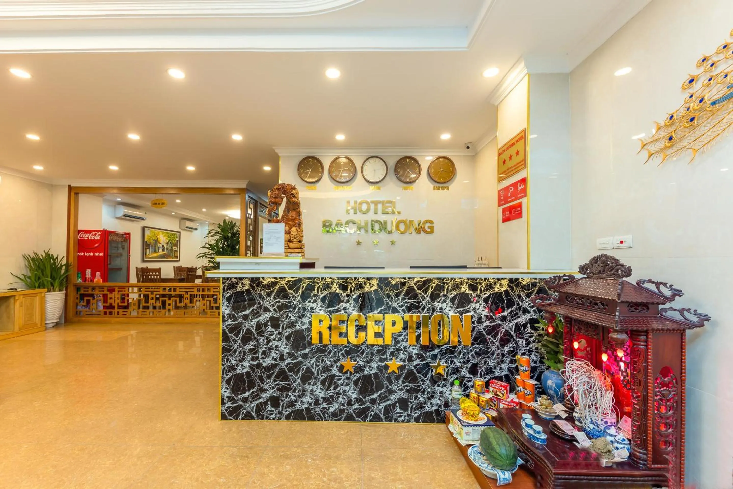 Lobby or reception in Super OYO Capital O 387 Bach Duong Hotel
