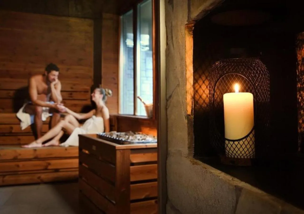 People in Hotel Pošta