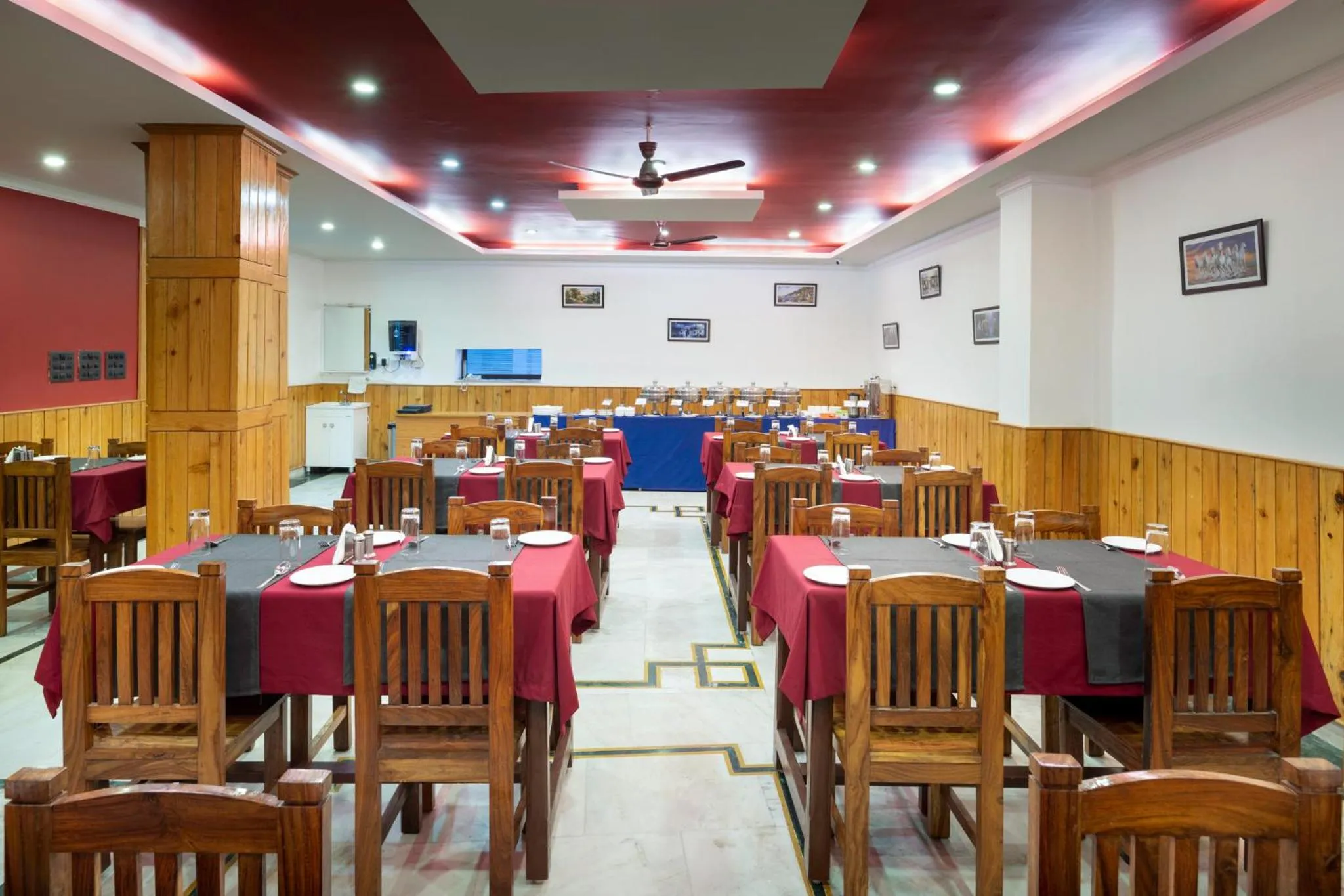 Breakfast in The Posh Hotel