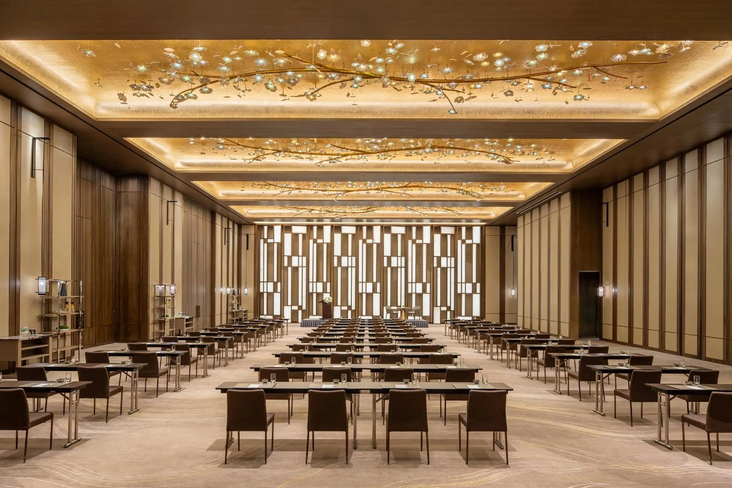 Meeting/conference room in Park Hyatt Hangzhou
