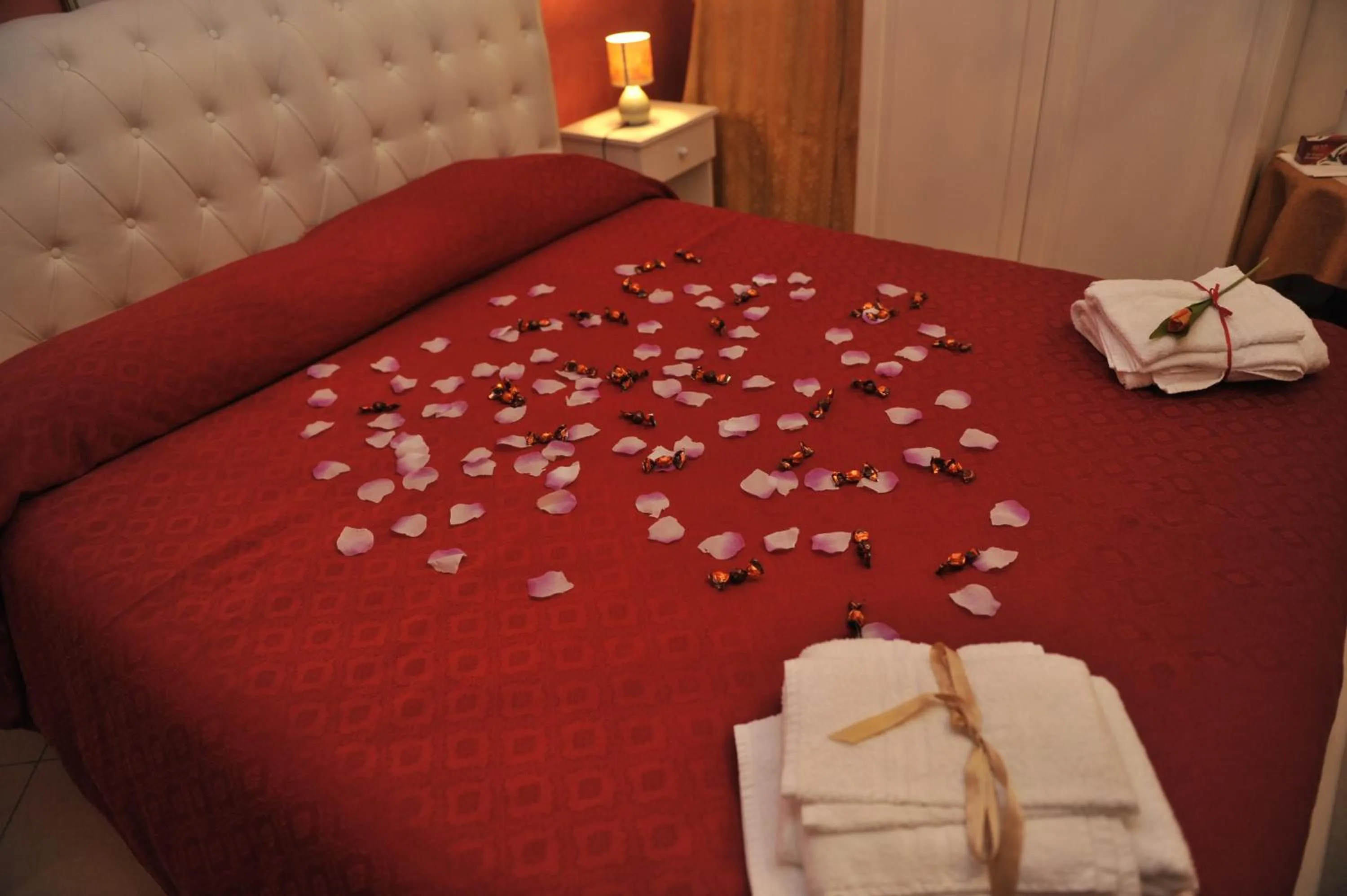 Decorative detail, Bed in B&B Villa San Leonardo