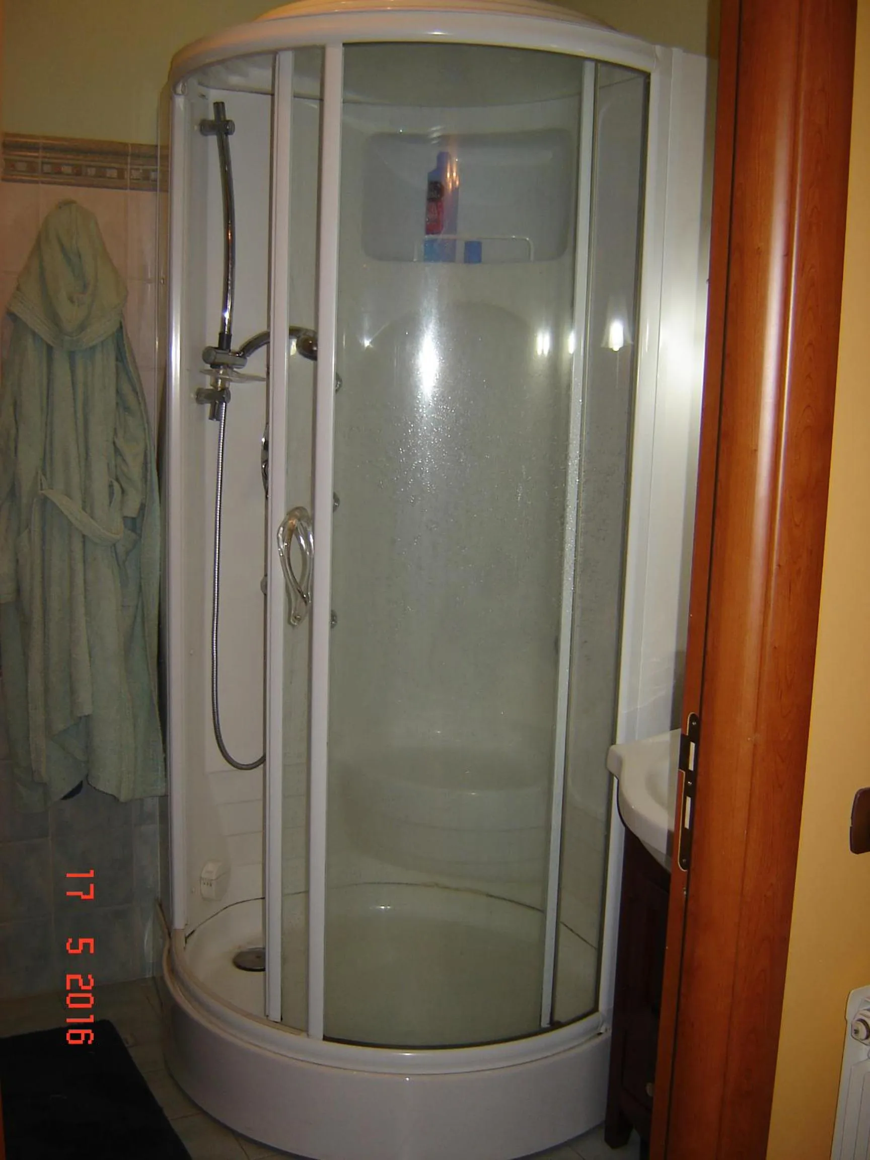 Steam room in B&B Villa San Leonardo