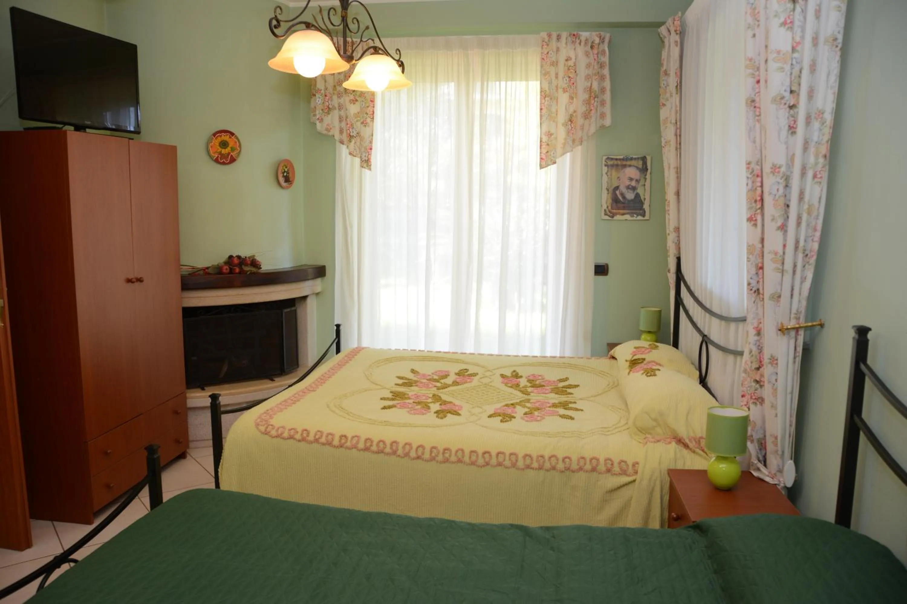 Bed in B&B Villa San Leonardo