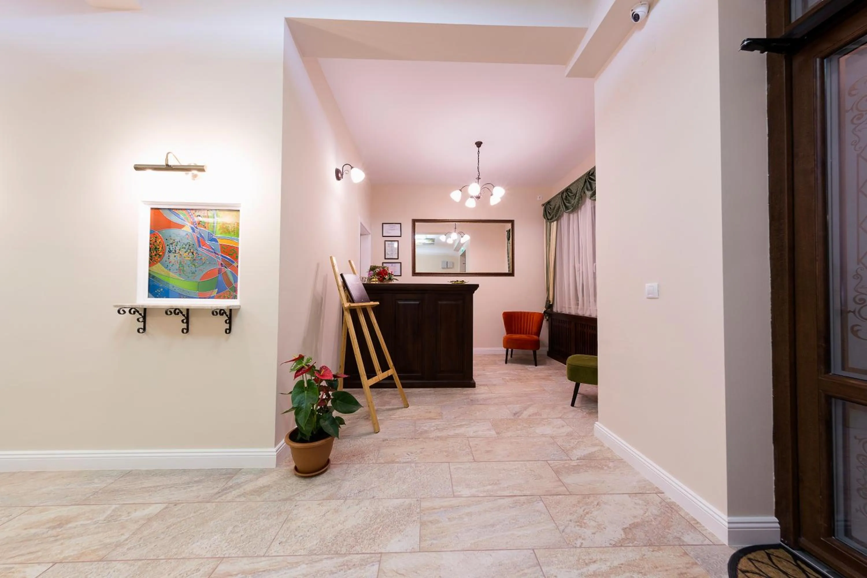 Decorative detail in Crema Residence