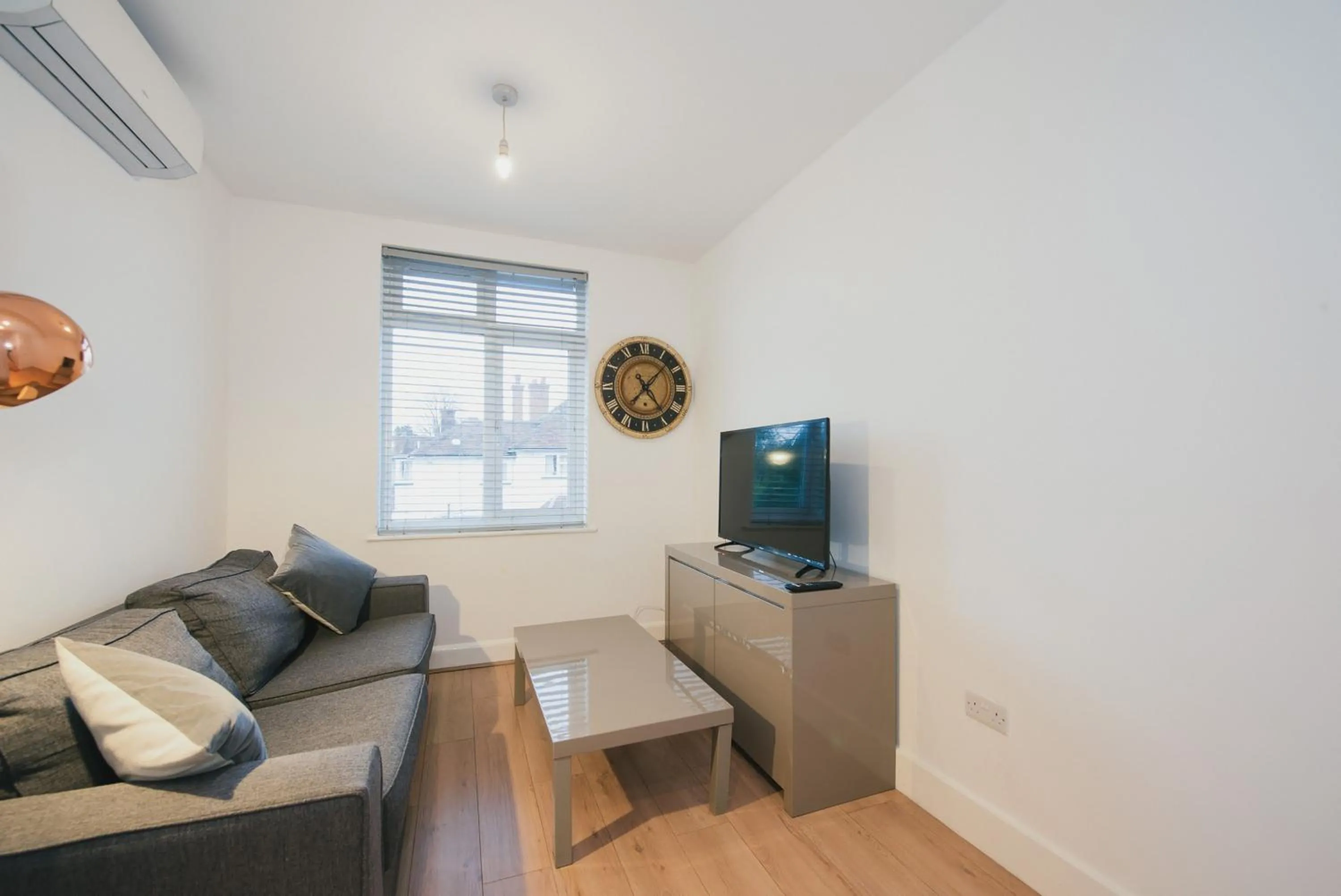 Living room in Home Sweet Home by Paymán Club