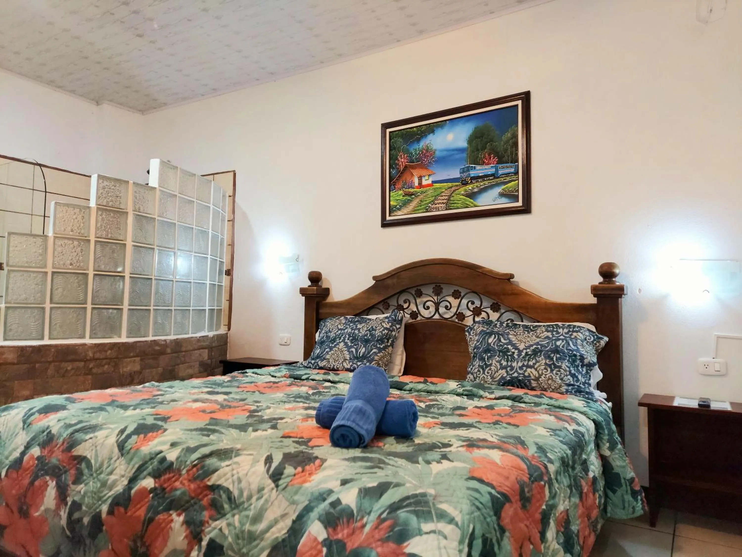 Bed in Loma Tranquila