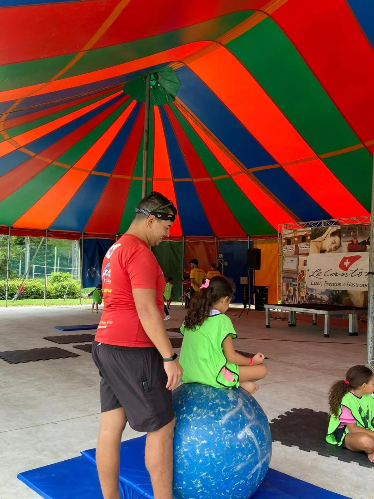 Hotel Magique Le Canton