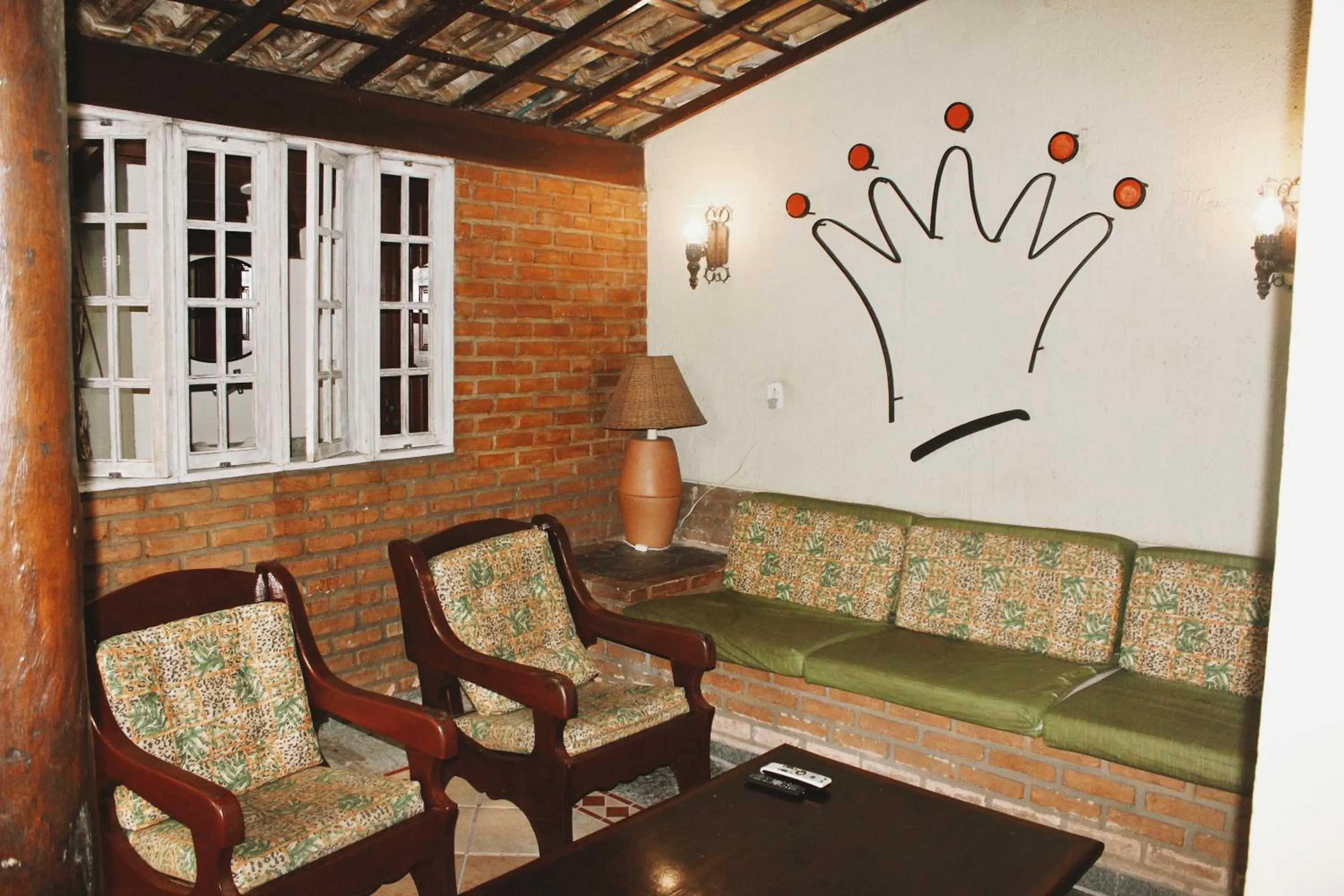 Communal lounge/ TV room in Hotel Pousada Del Rey