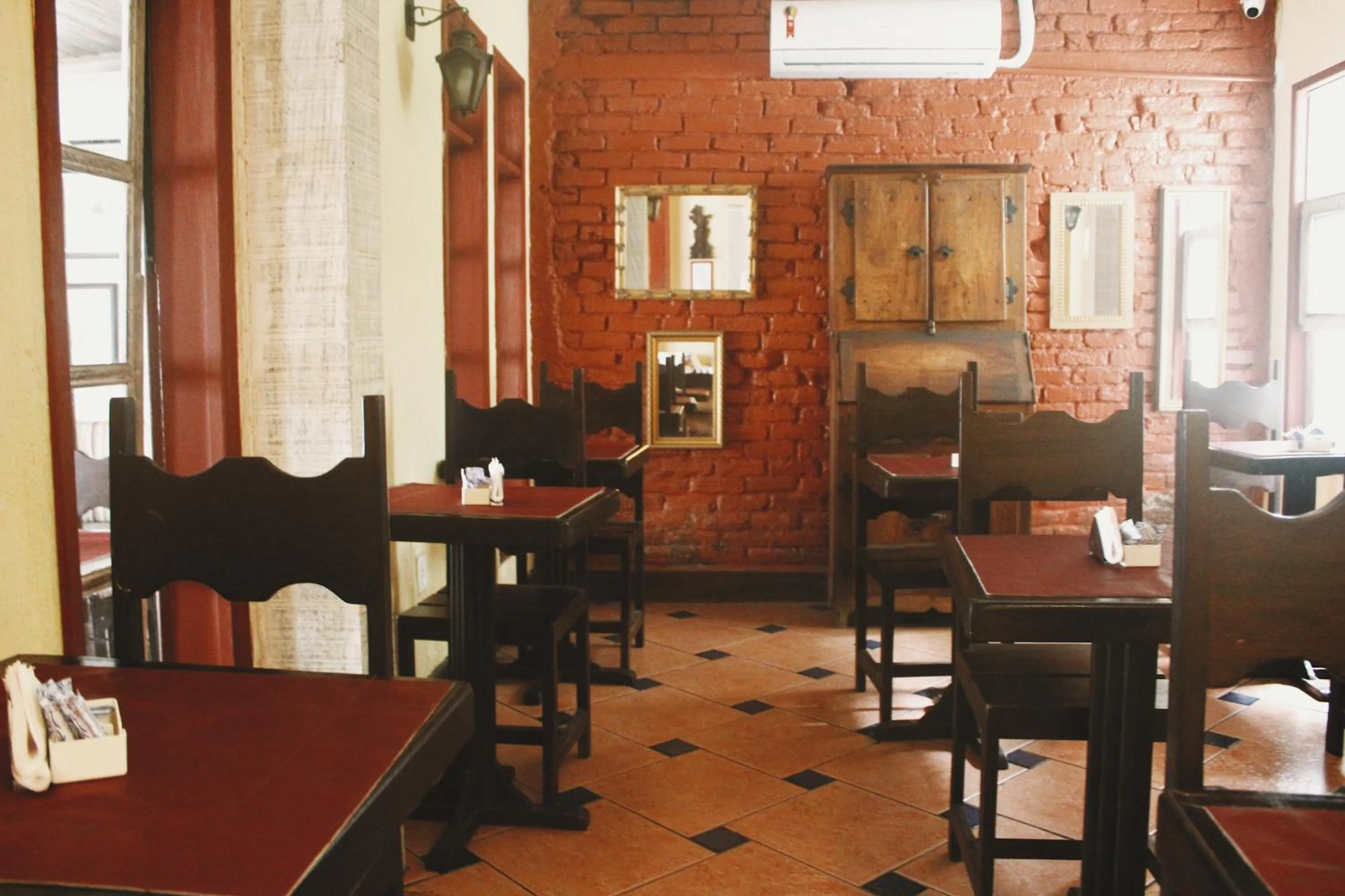 Restaurant/places to eat in Hotel Pousada Del Rey