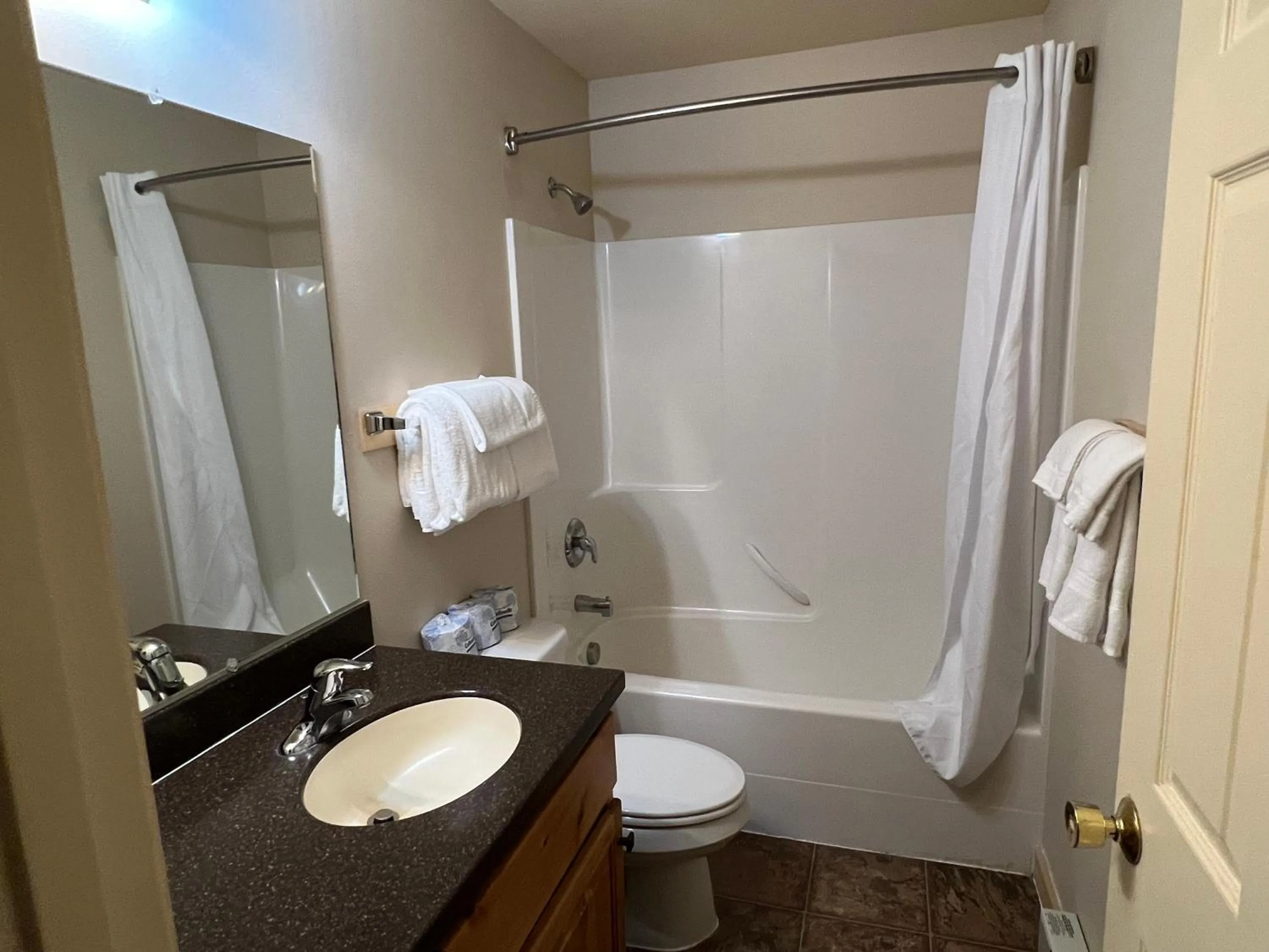 Shower in Faithful Street Inn