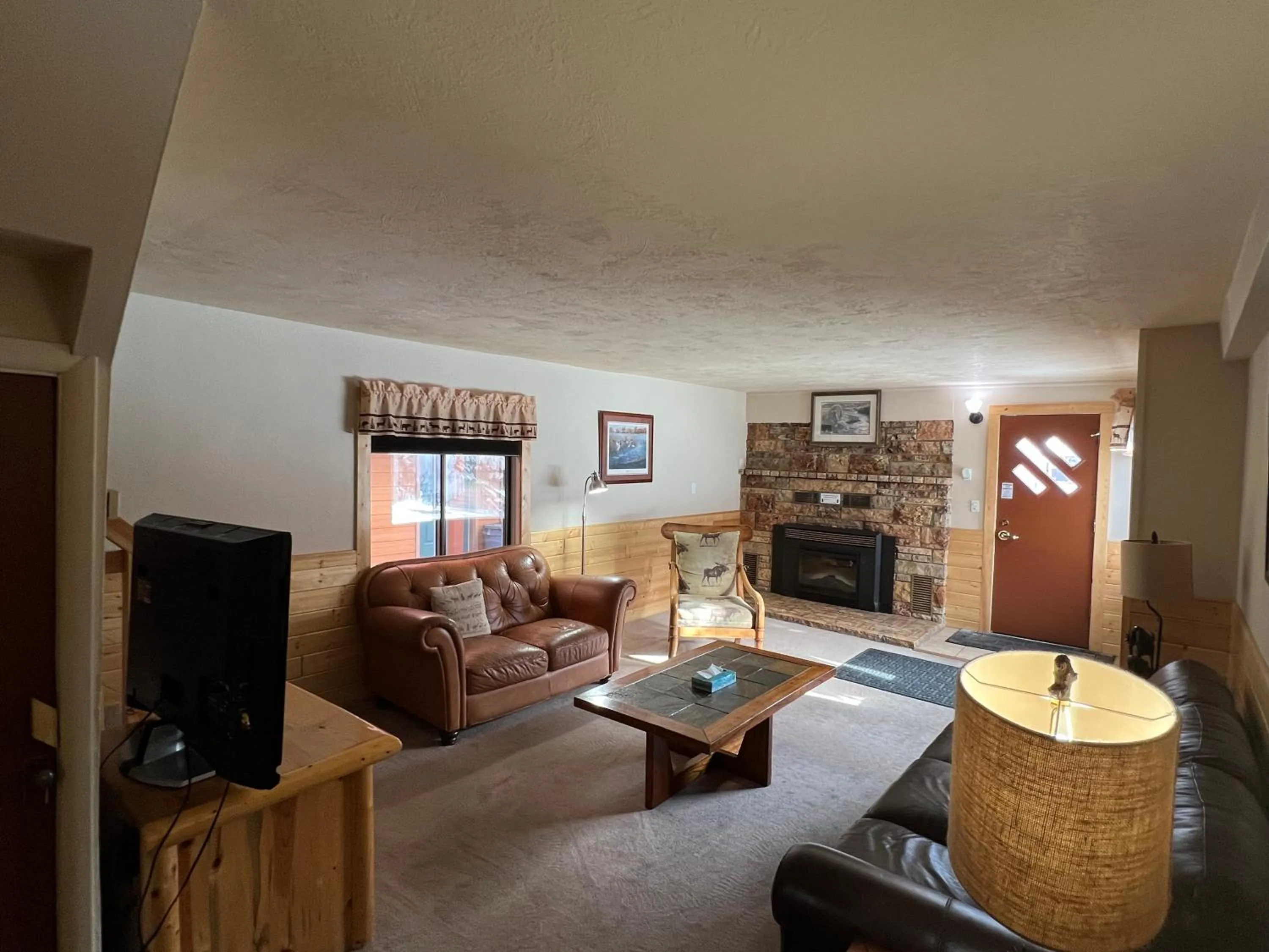 TV and multimedia in Faithful Street Inn