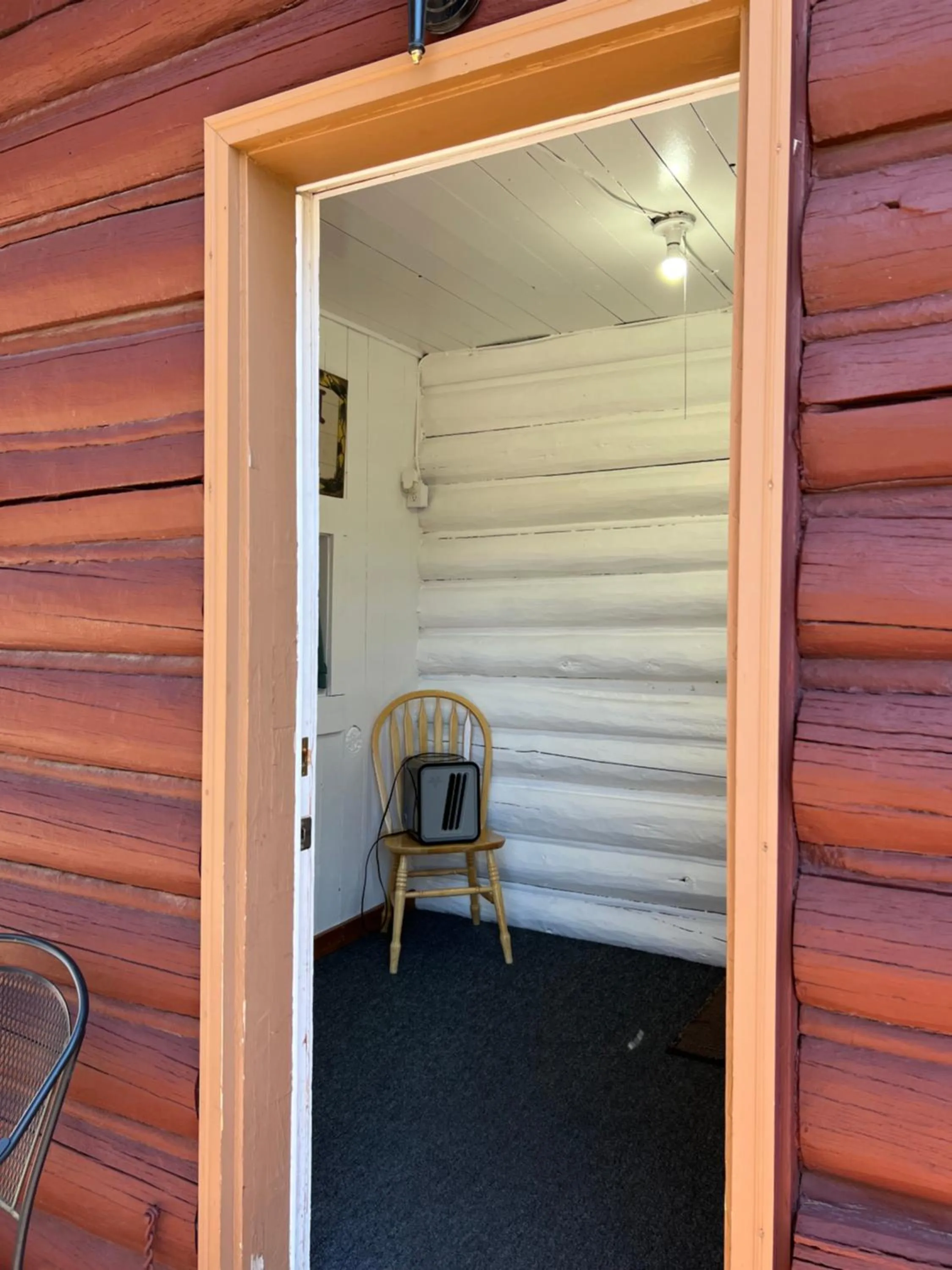 Property building in Faithful Street Inn