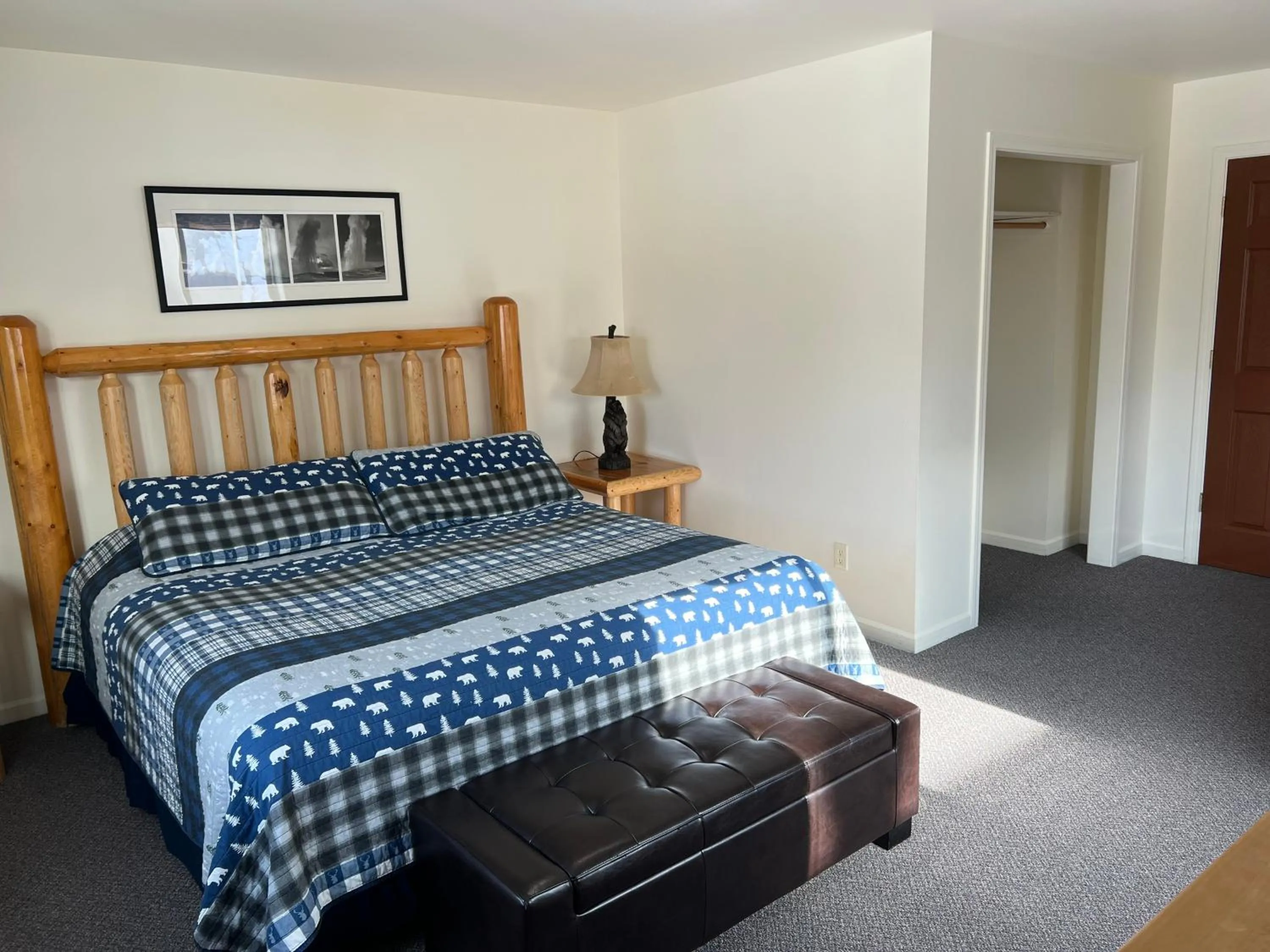 Bed in Faithful Street Inn